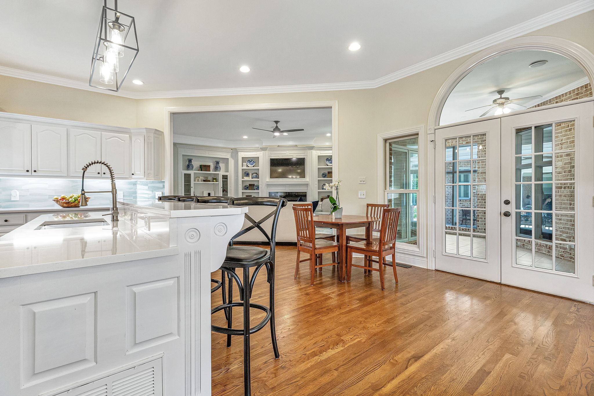 1506 Avellino Circle