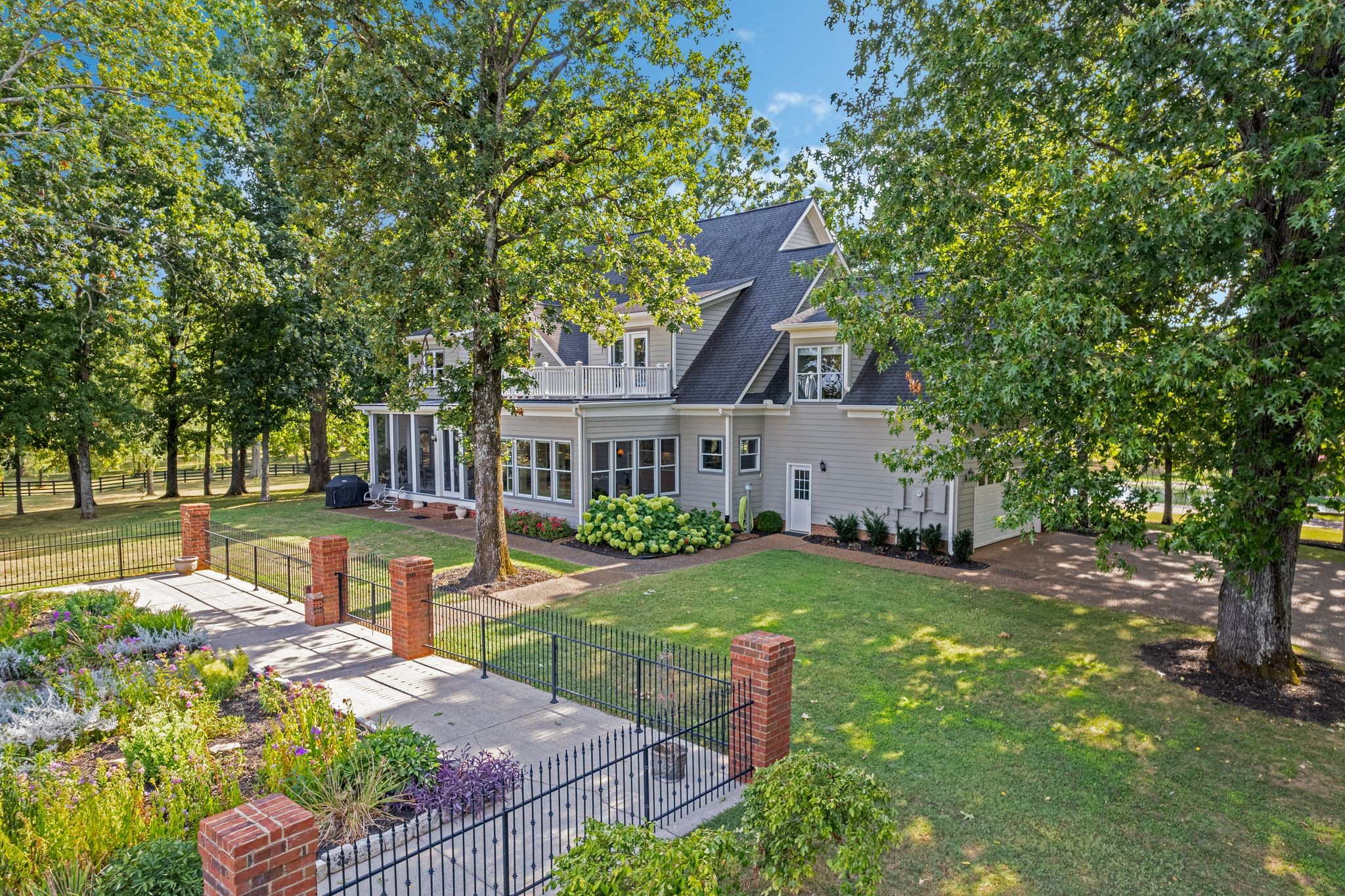 4288 Central Valley Rd
