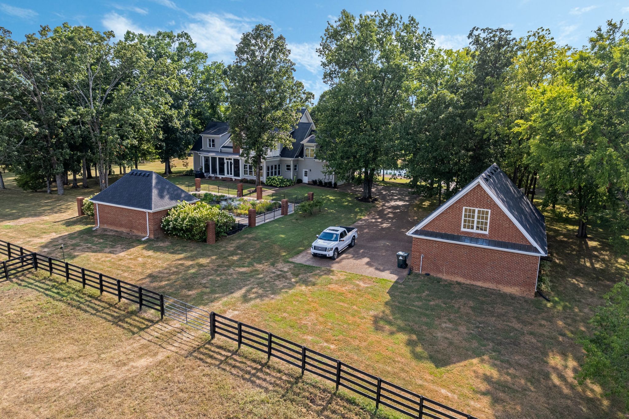 4288 Central Valley Rd