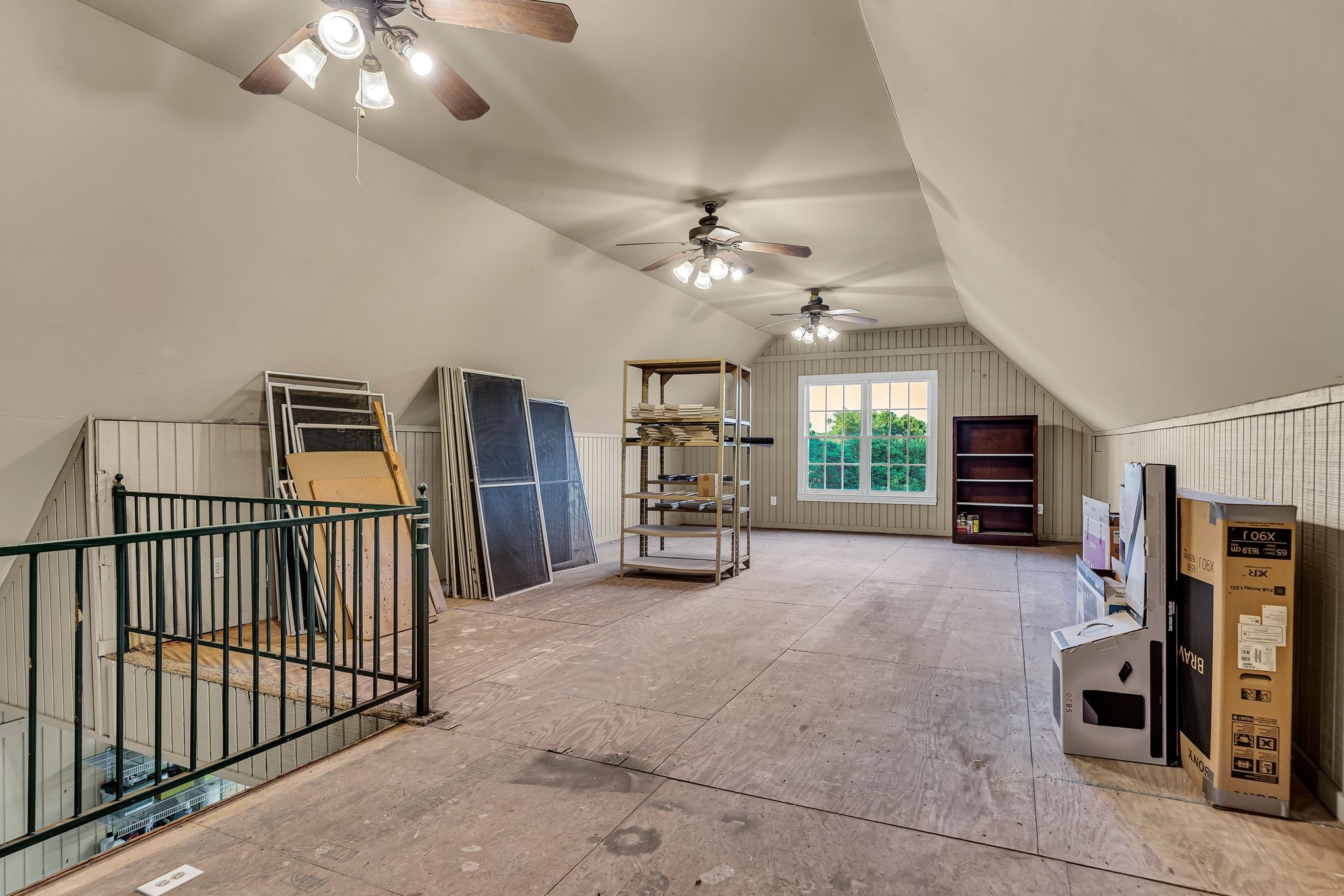 4288 Central Valley Rd
