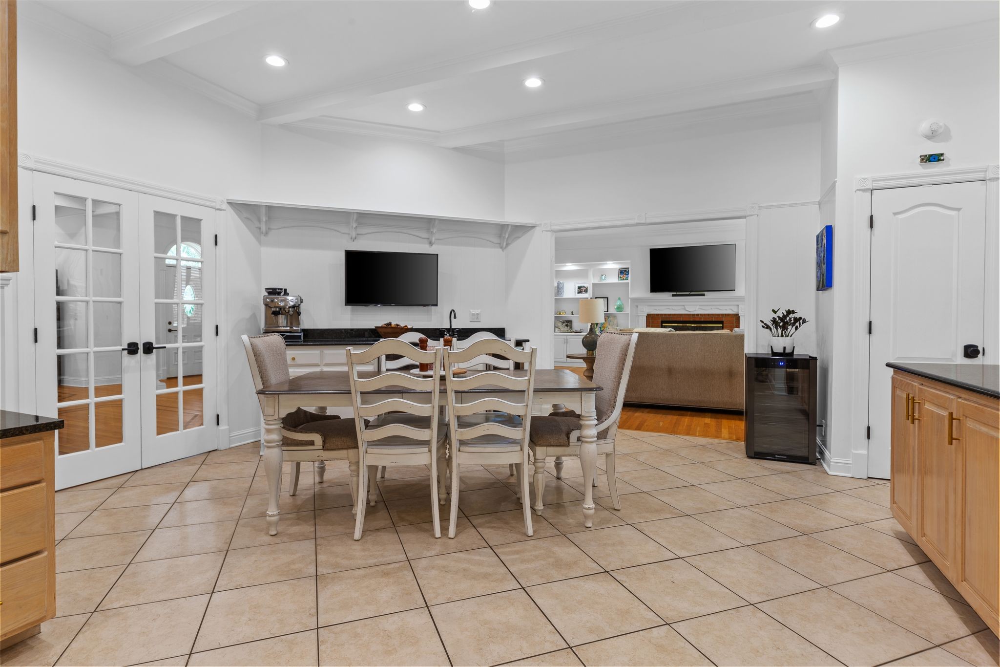 1626 Wexford Dr