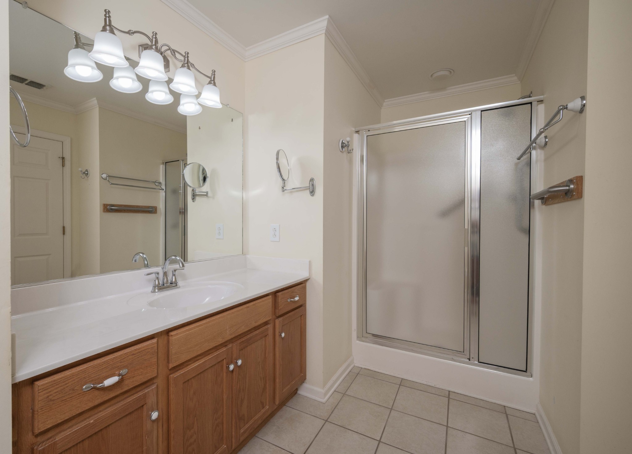 641 Forest Glen Cir