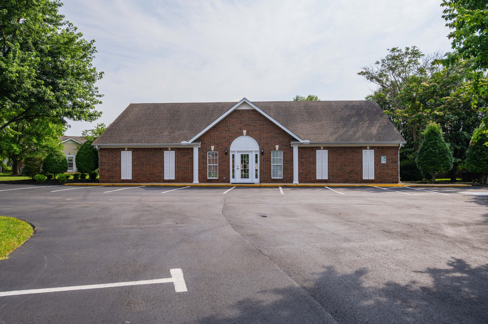 641 Forest Glen Cir