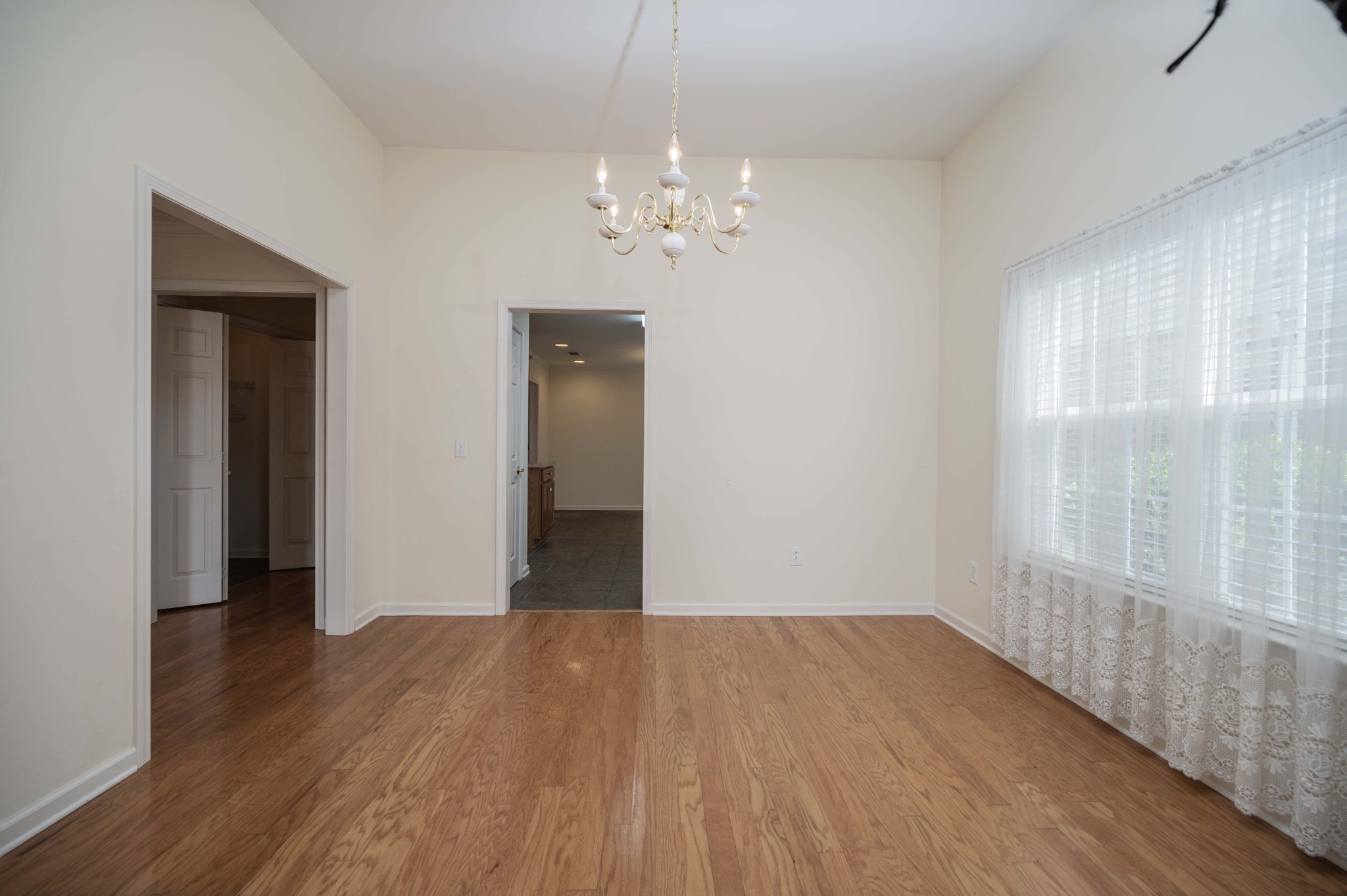 641 Forest Glen Cir