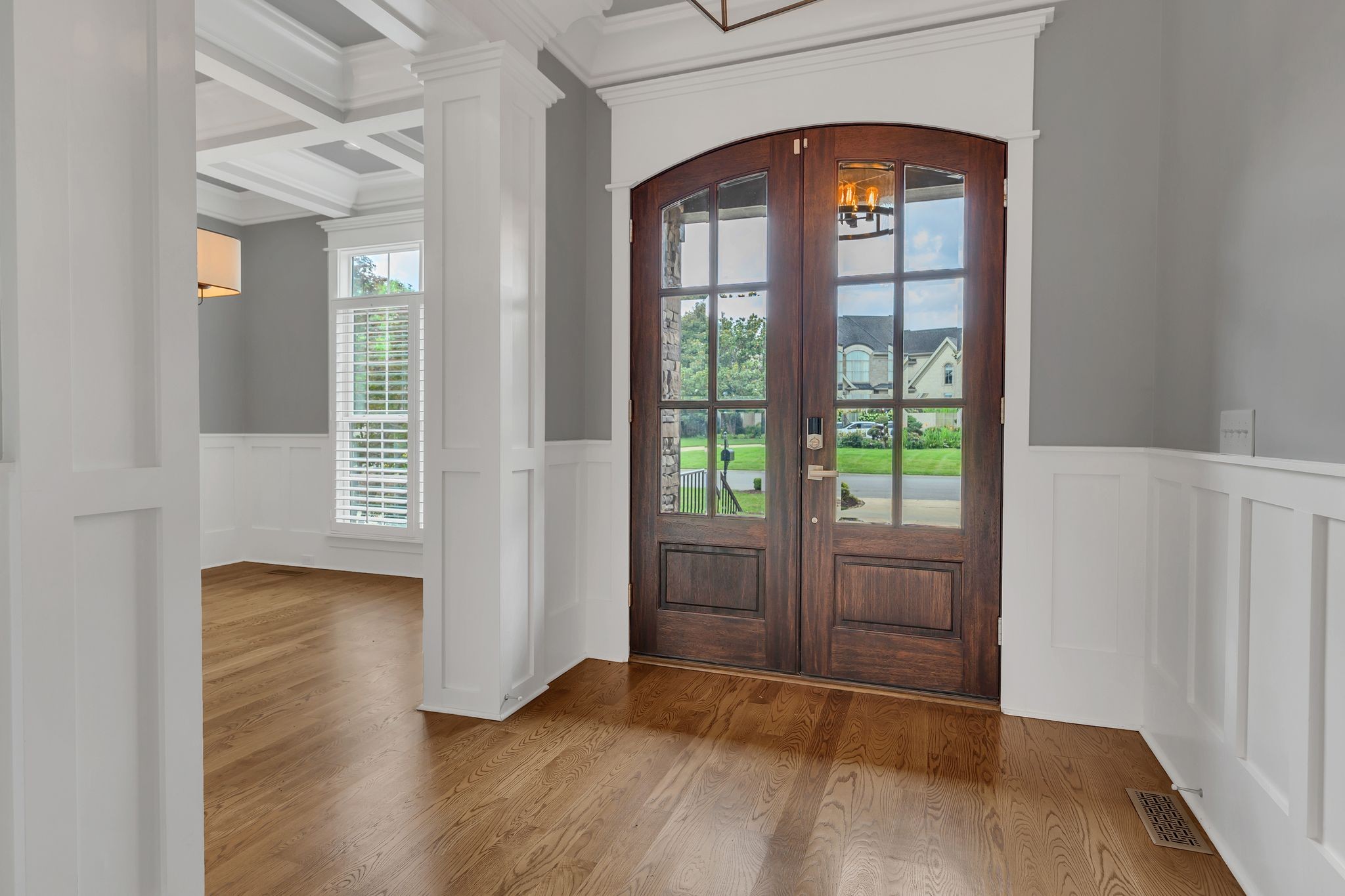 1430 Avellino Cir
