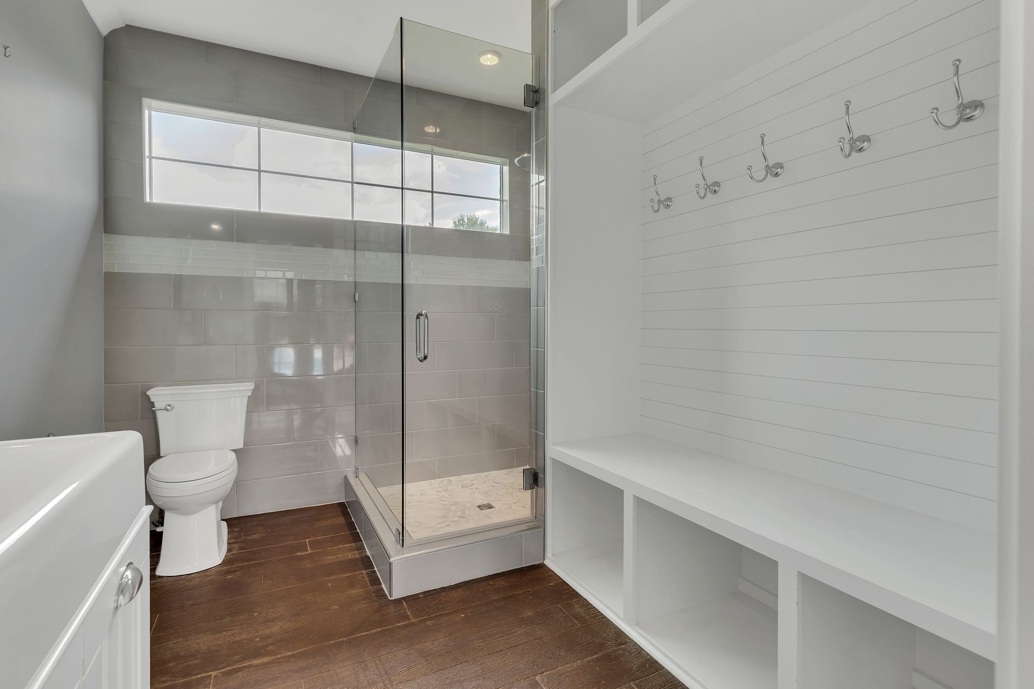 1430 Avellino Cir