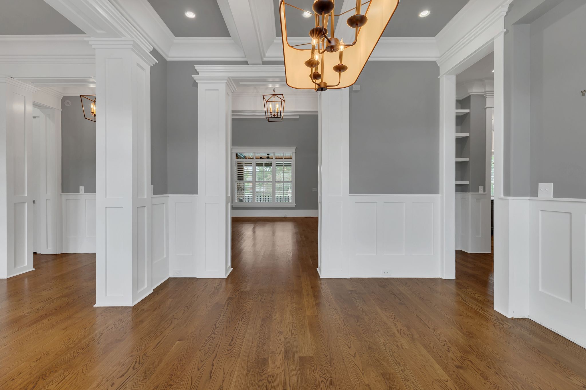 1430 Avellino Cir