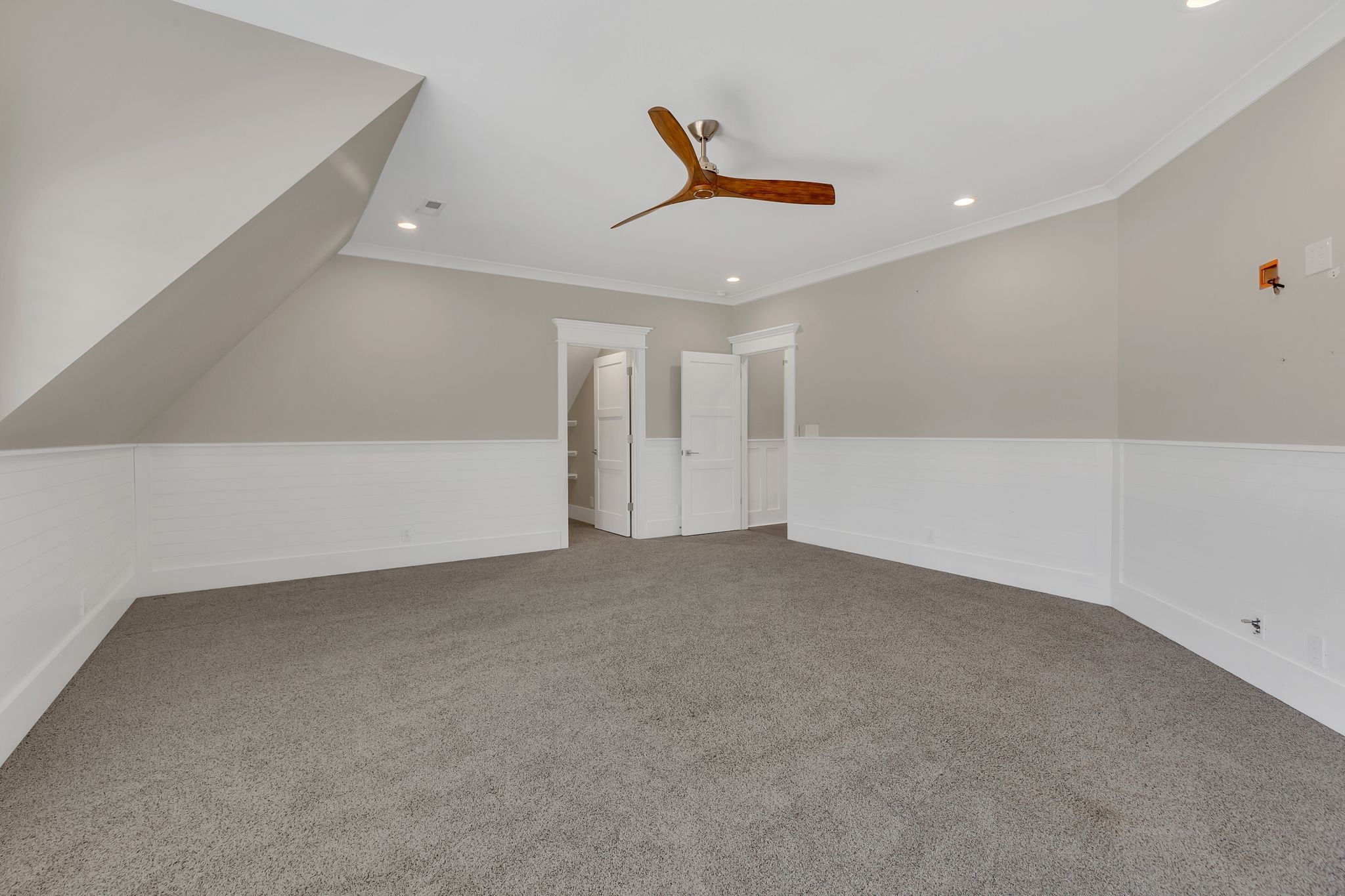 1430 Avellino Cir