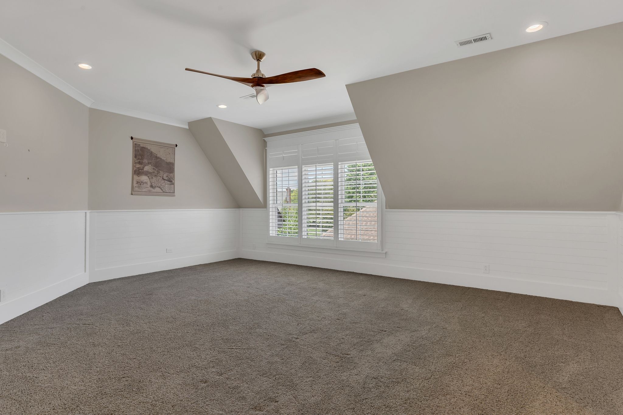 1430 Avellino Cir