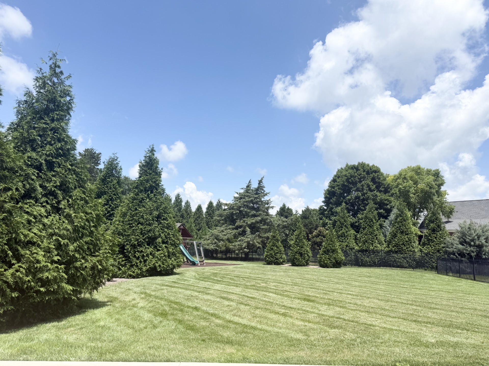 1430 Avellino Cir