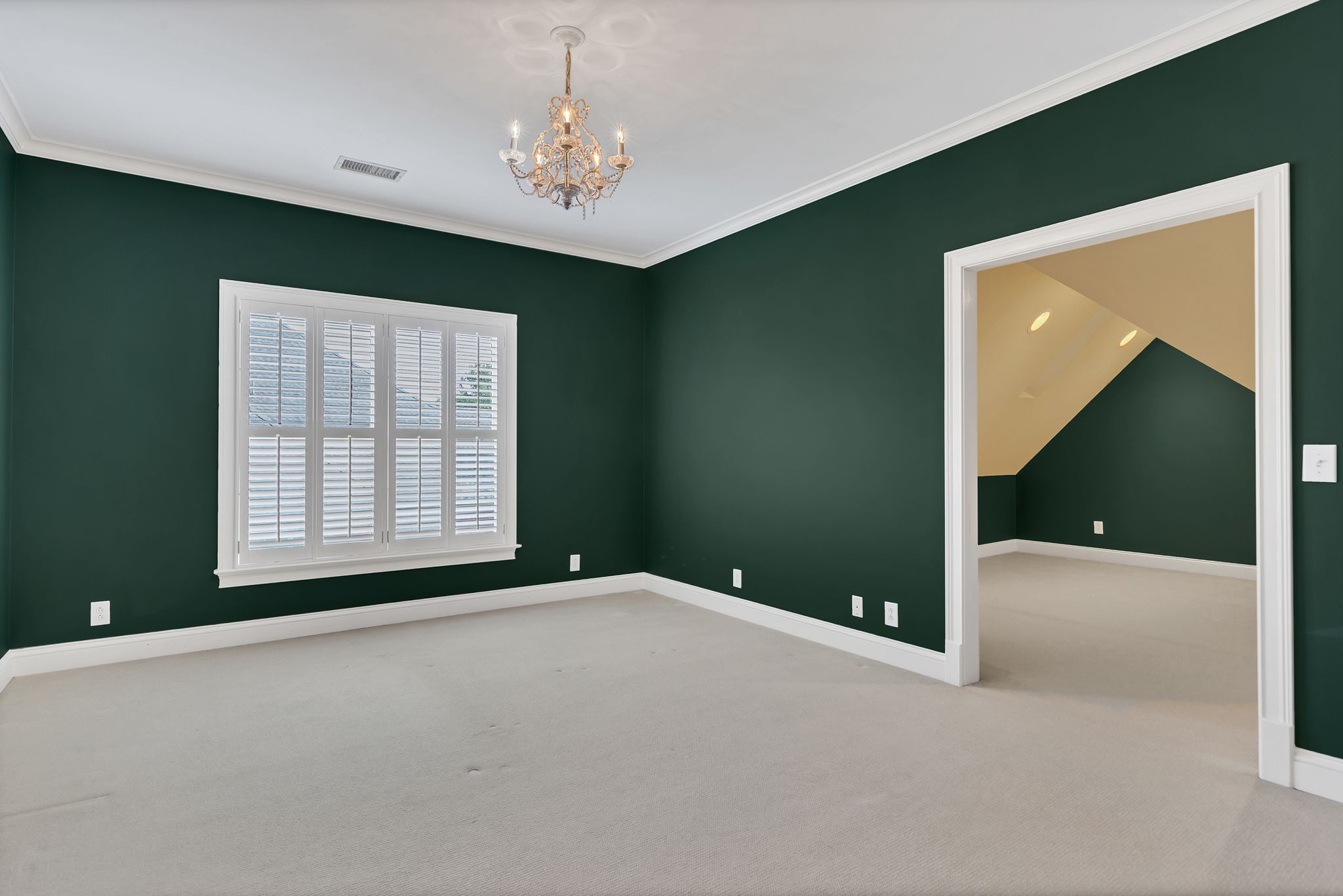 1512 Mirabella Way