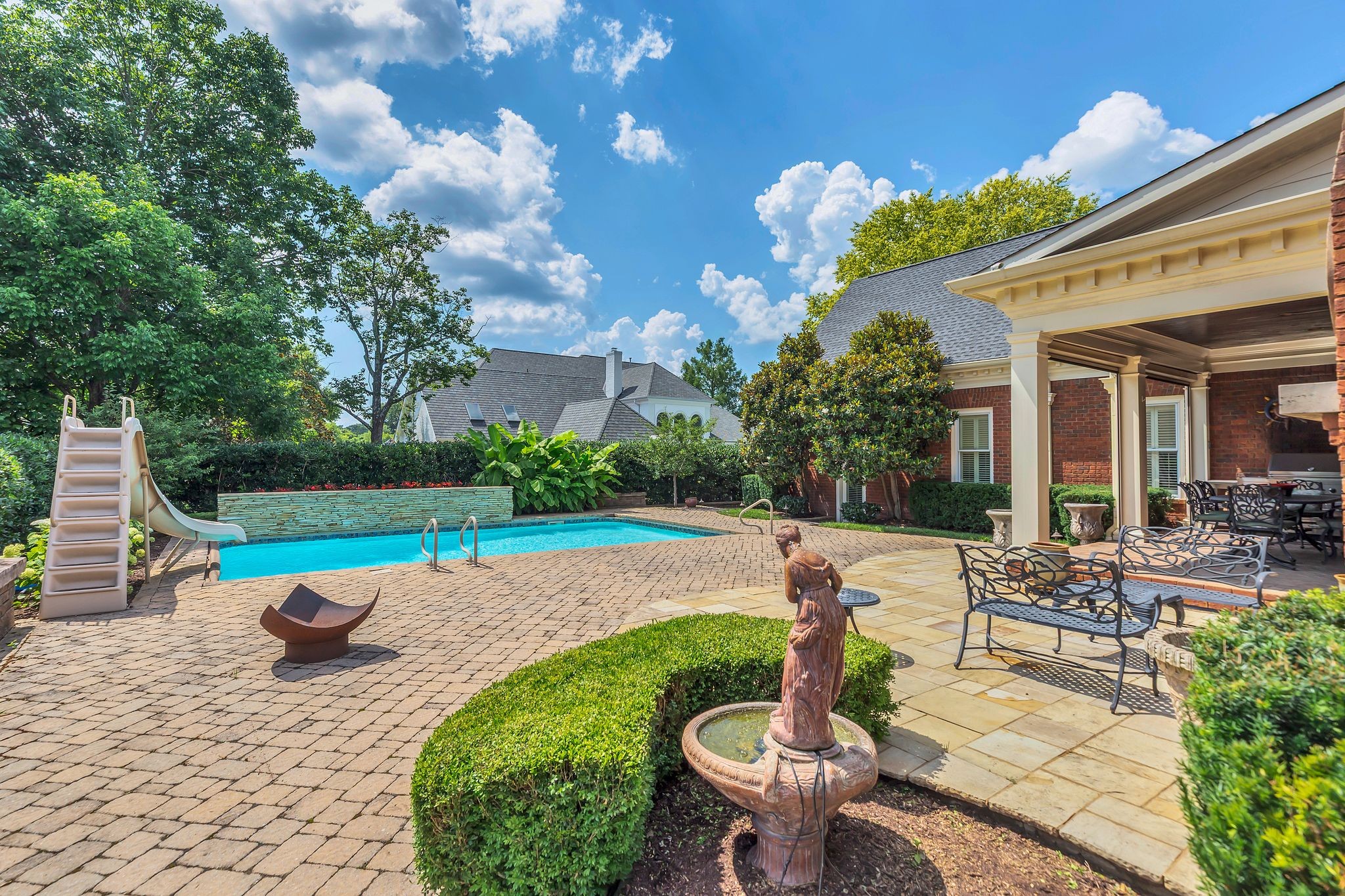 1512 Mirabella Way