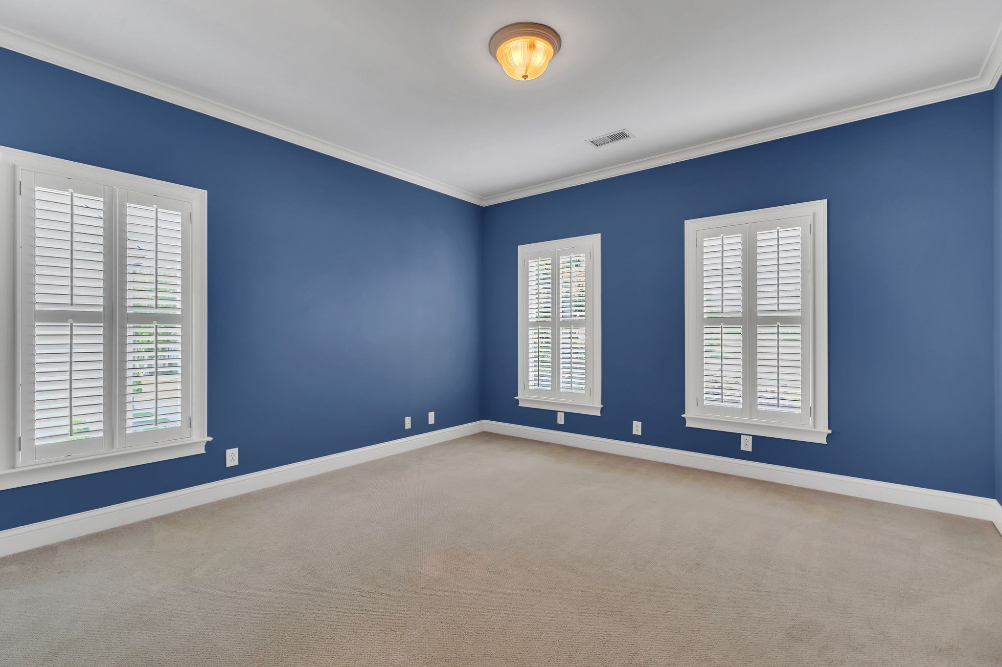 1512 Mirabella Way
