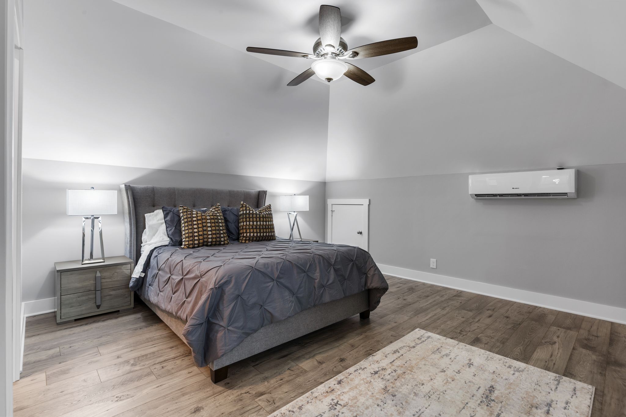 1728 Shagbark Trl