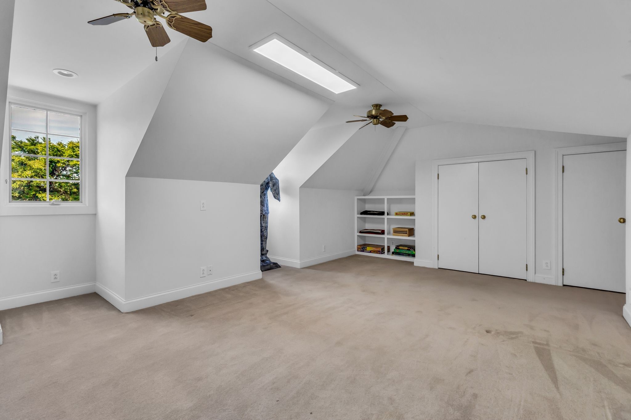 1728 Shagbark Trl
