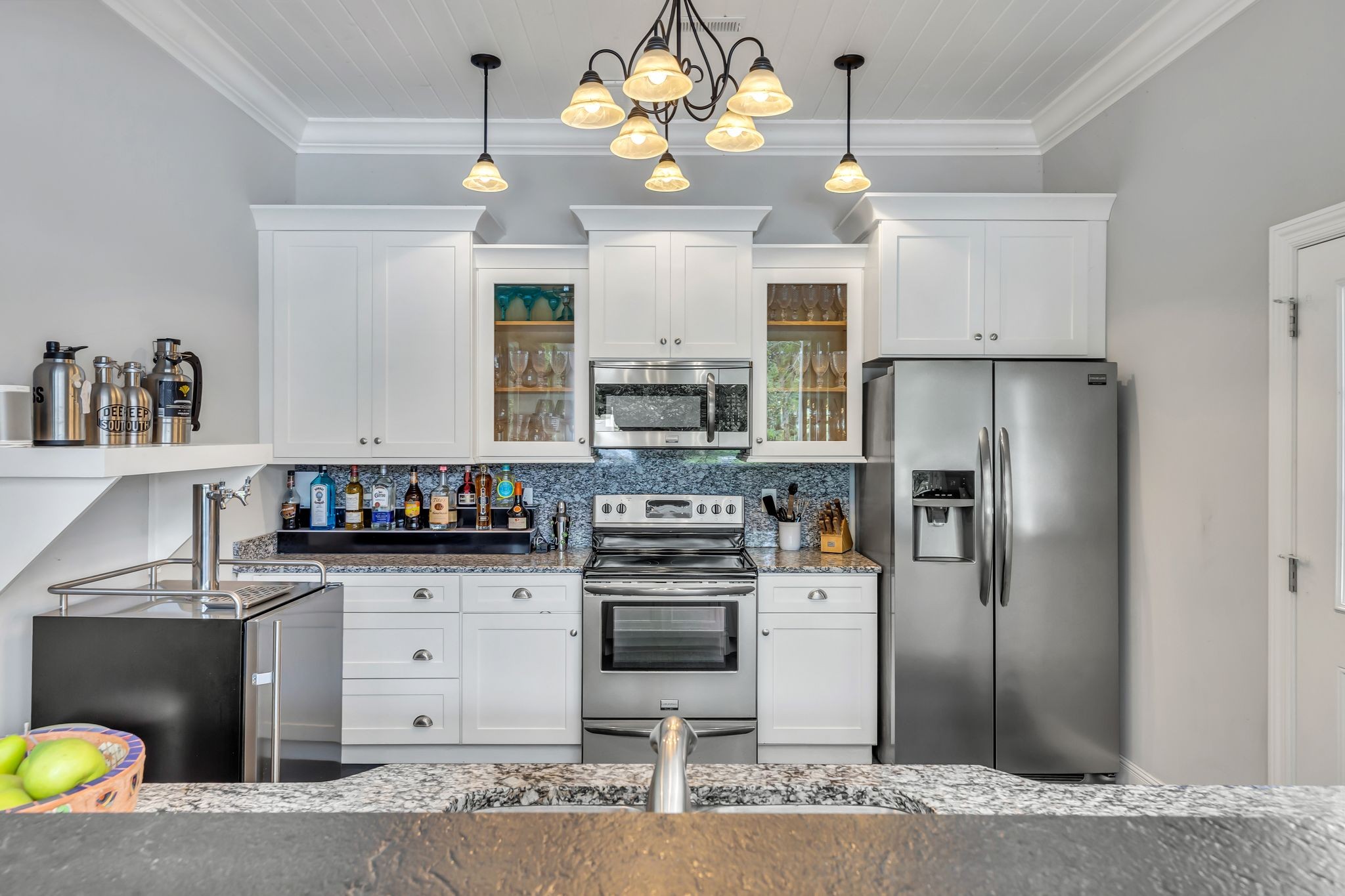 1728 Shagbark Trl