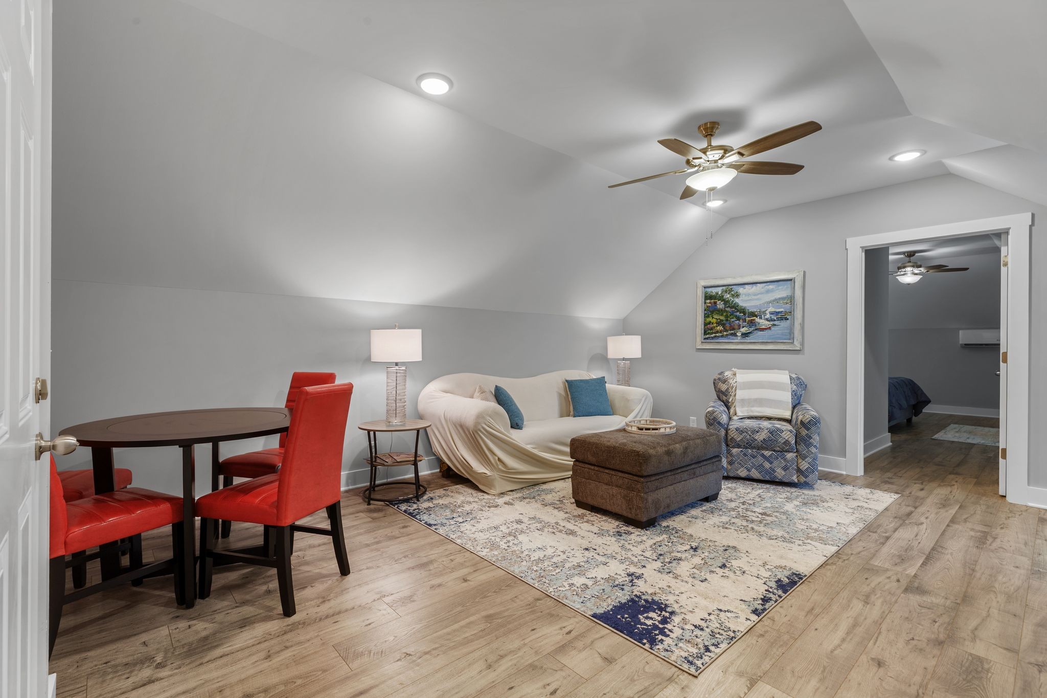 1728 Shagbark Trl