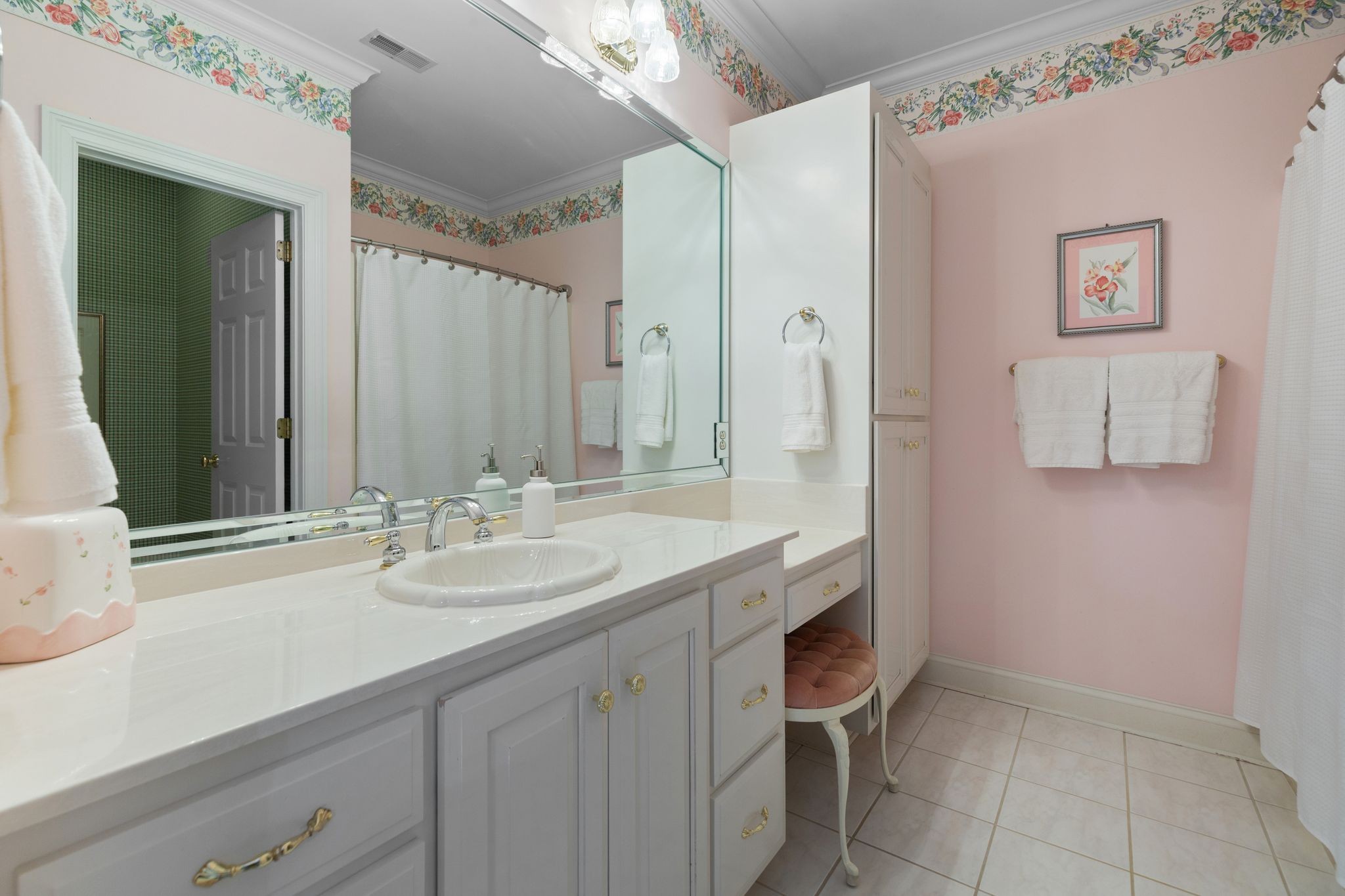 1728 Shagbark Trl