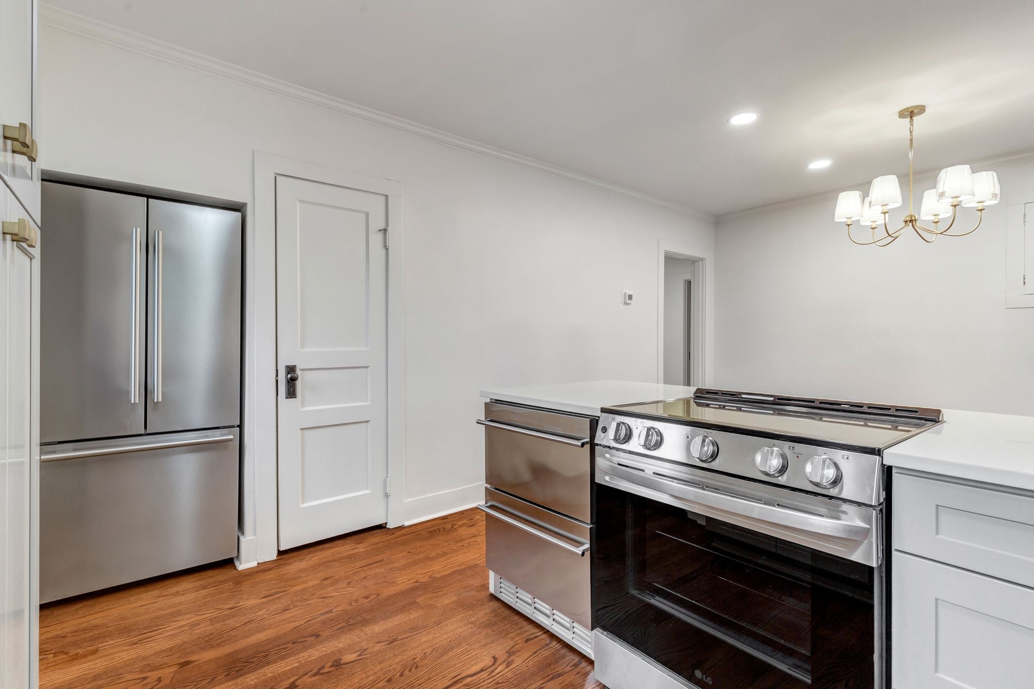 114 S Hancock St