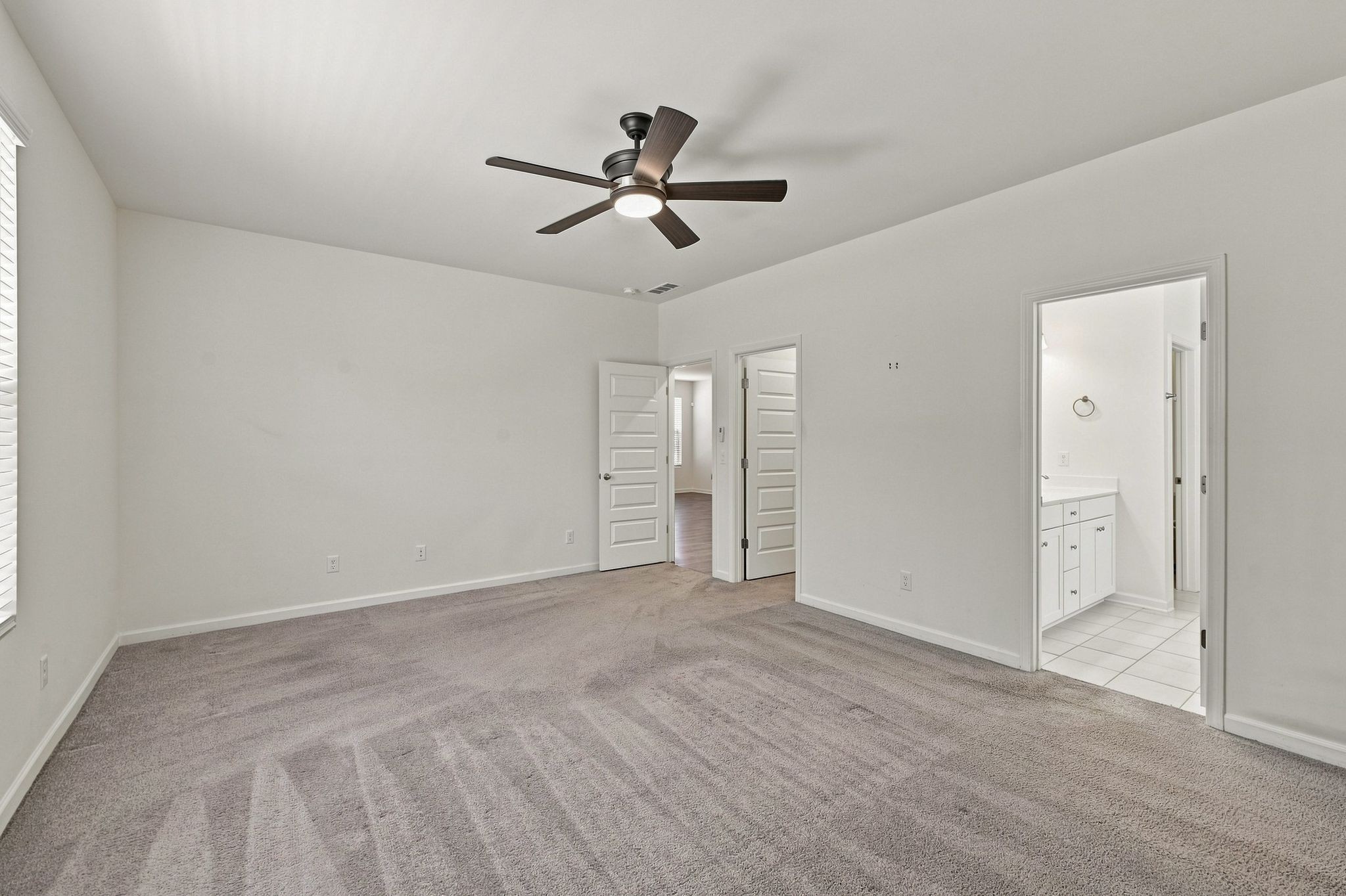 2915 Pomoa Pl