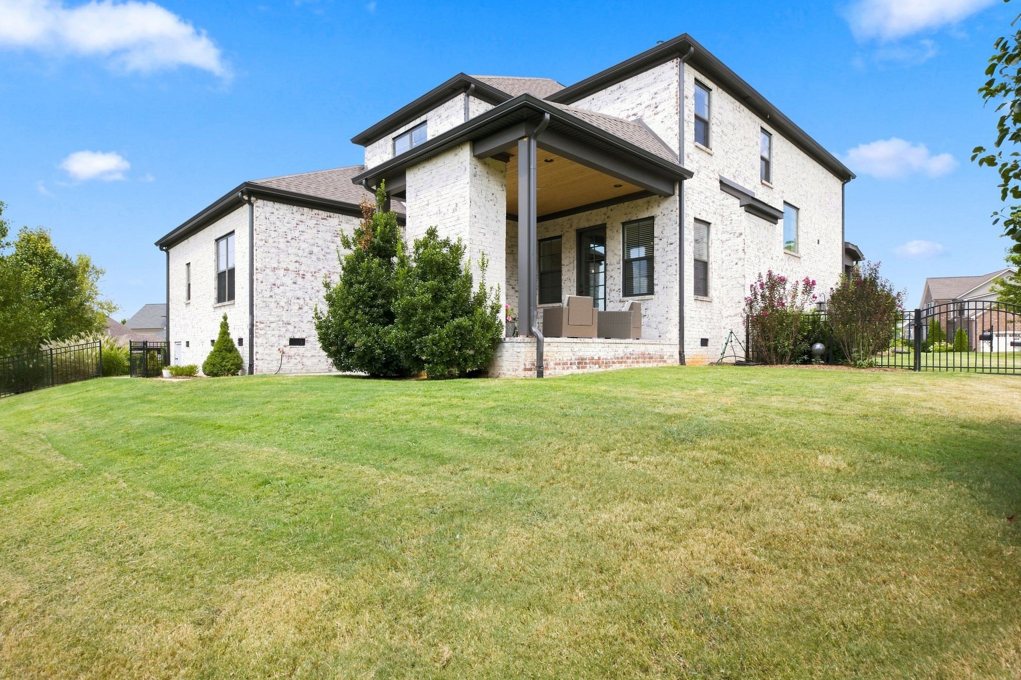 736 Orange Blossom Ct