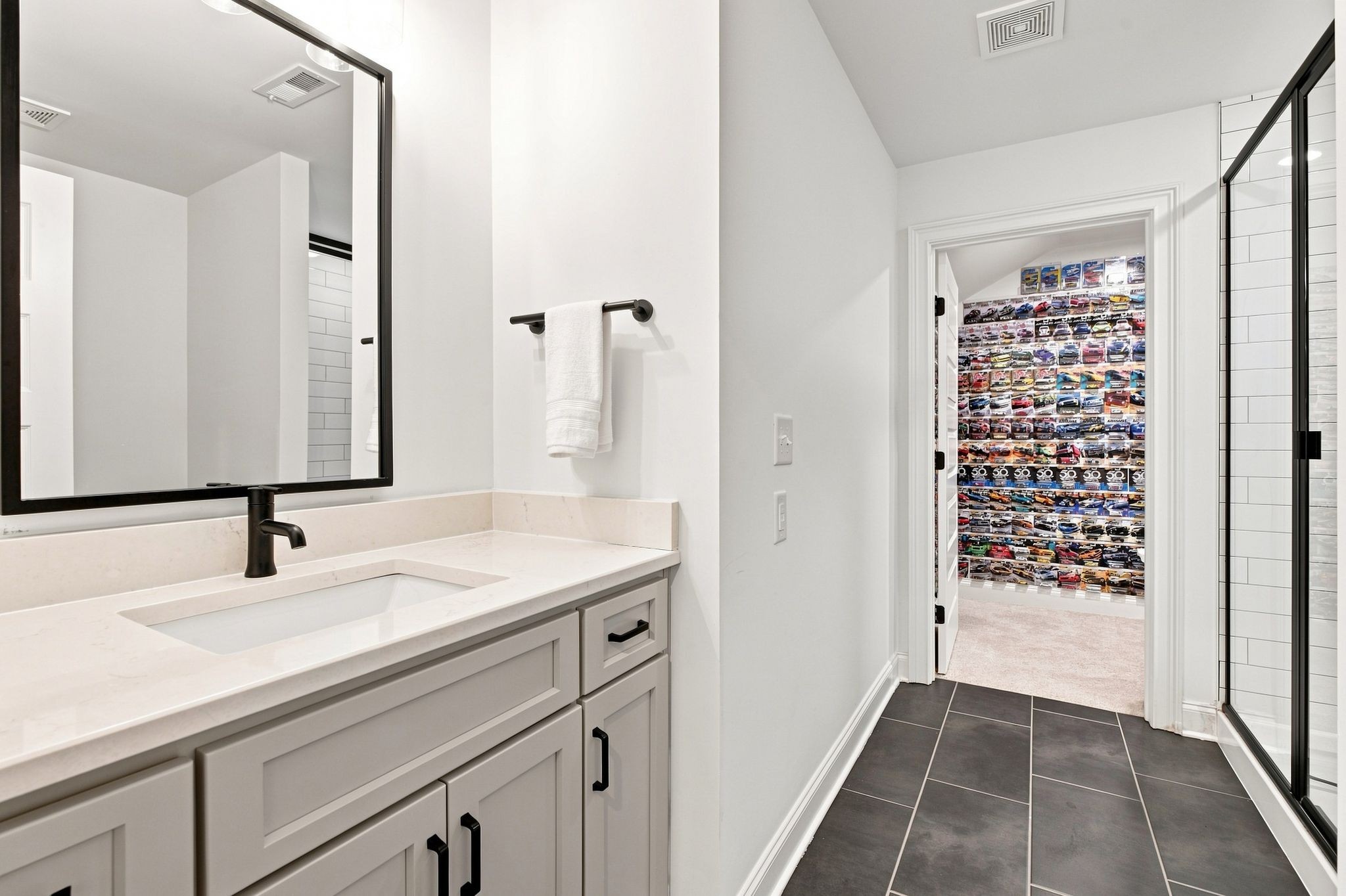 736 Orange Blossom Ct
