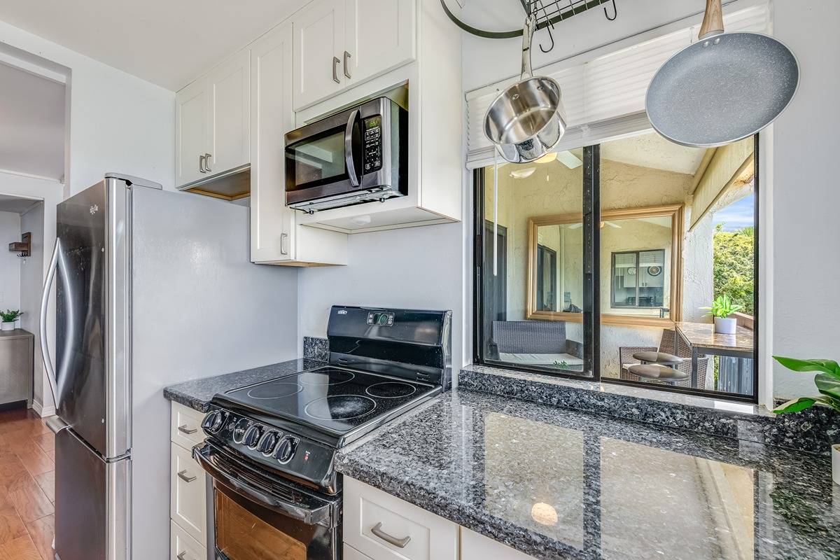 75-5863 KUAKINI HIGHWAY 339