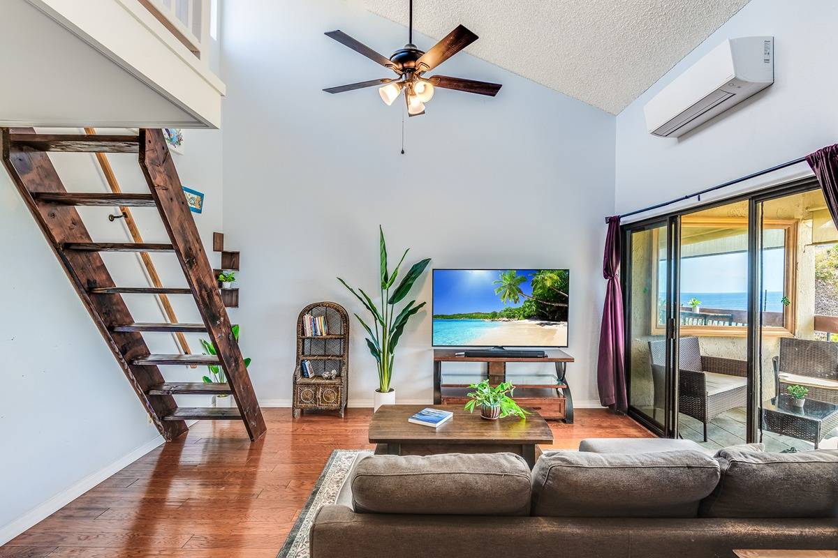 75-5863 KUAKINI HIGHWAY 339