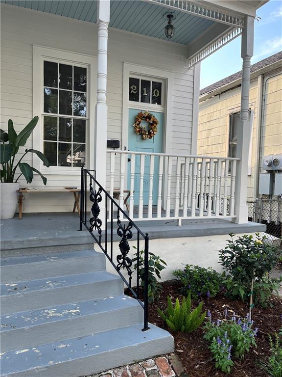 210 AUDUBON Street