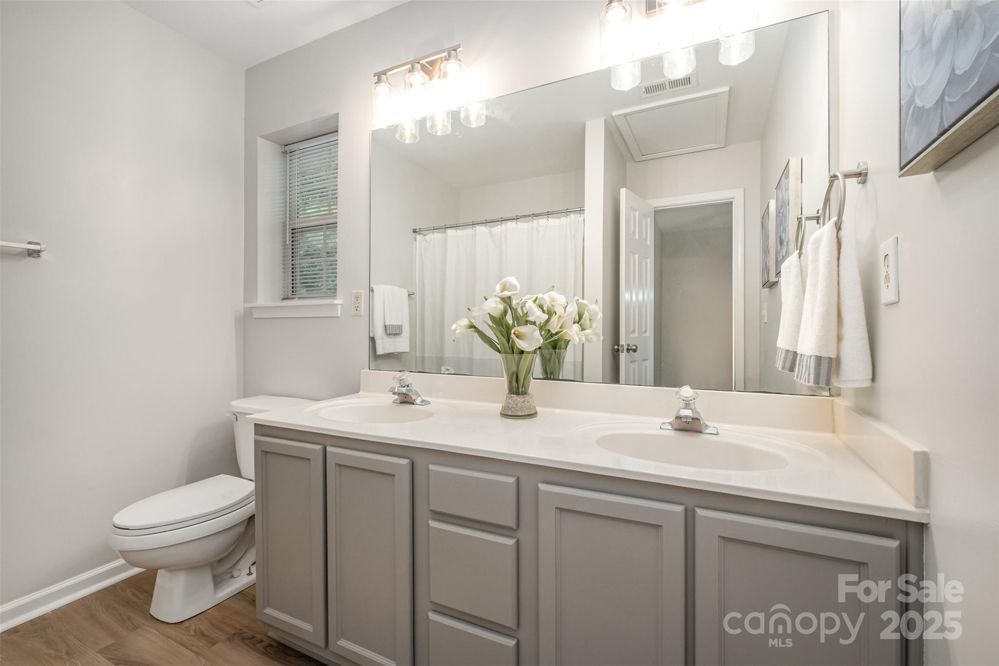 10231 Reindeer Way Lane