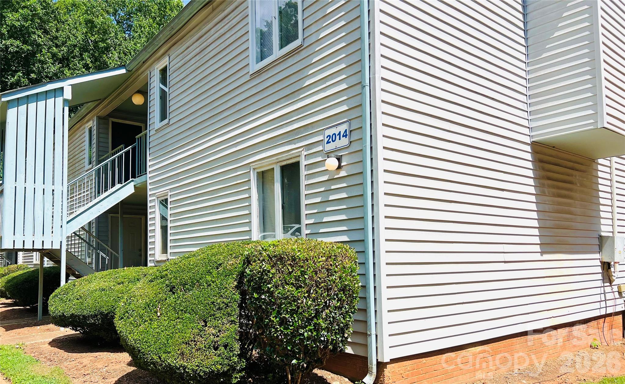 2014 Countrymens Court Unit: 60