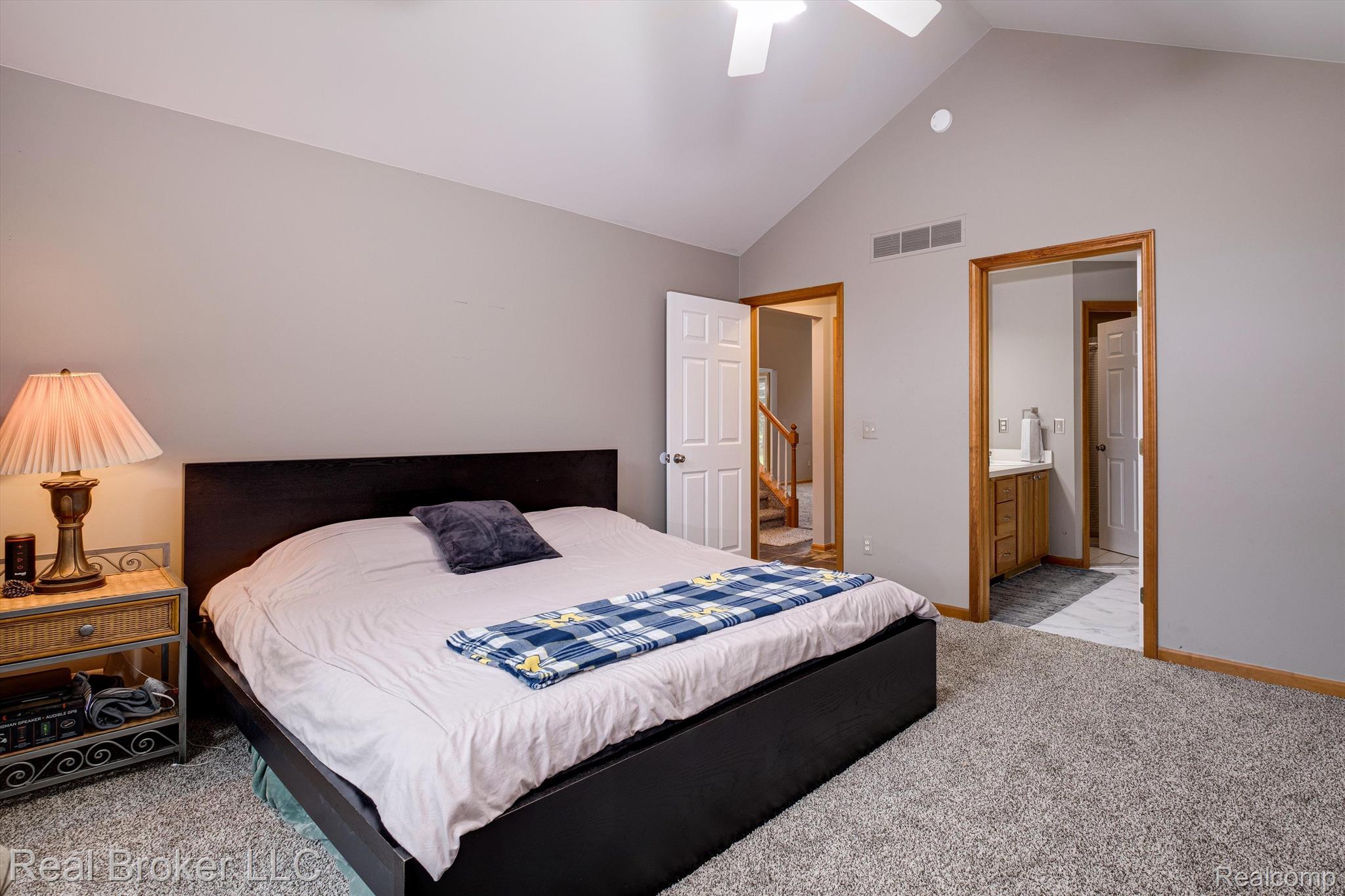 5415 DILLON Drive