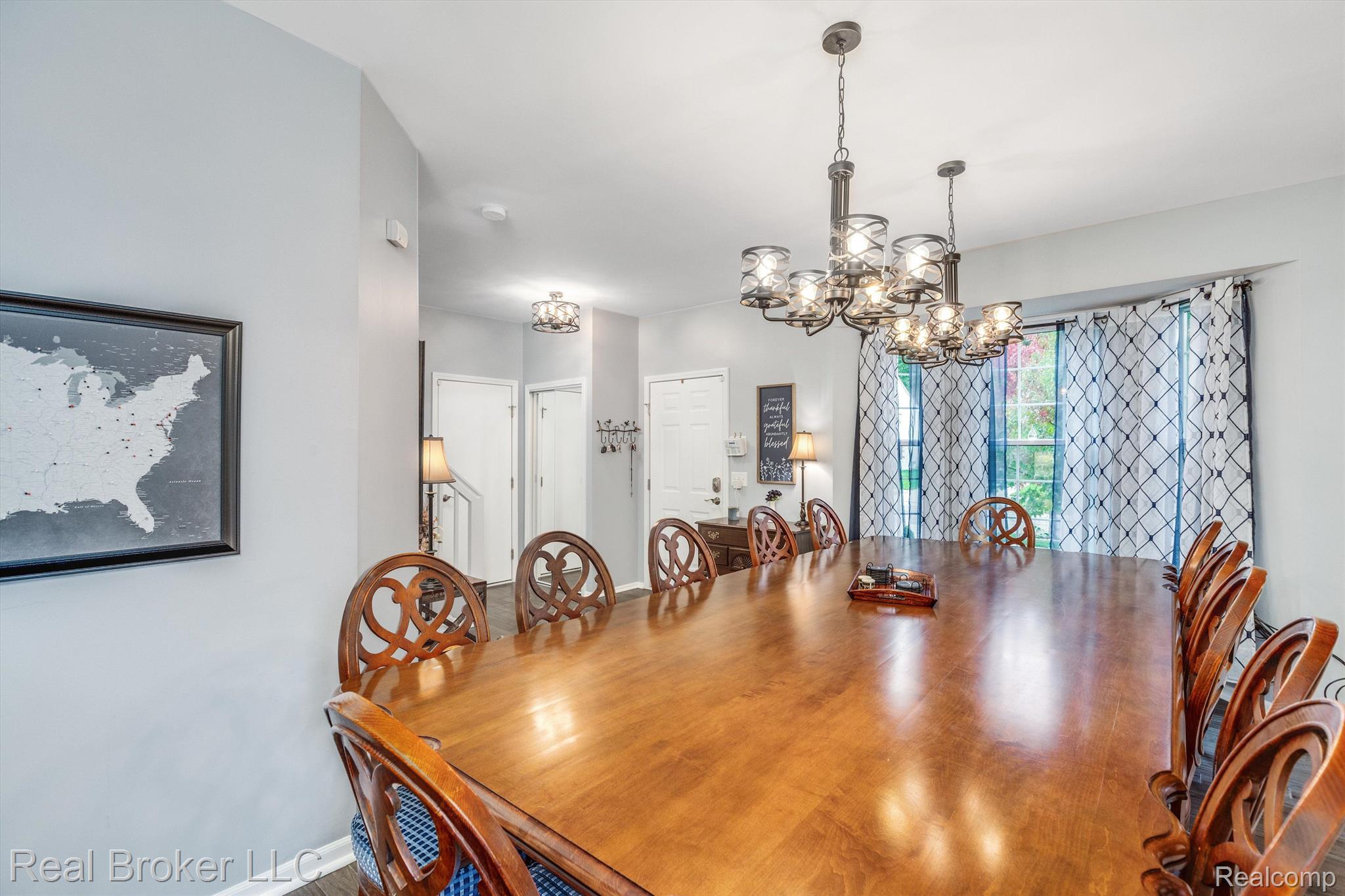 5637 LOCKWOOD Drive