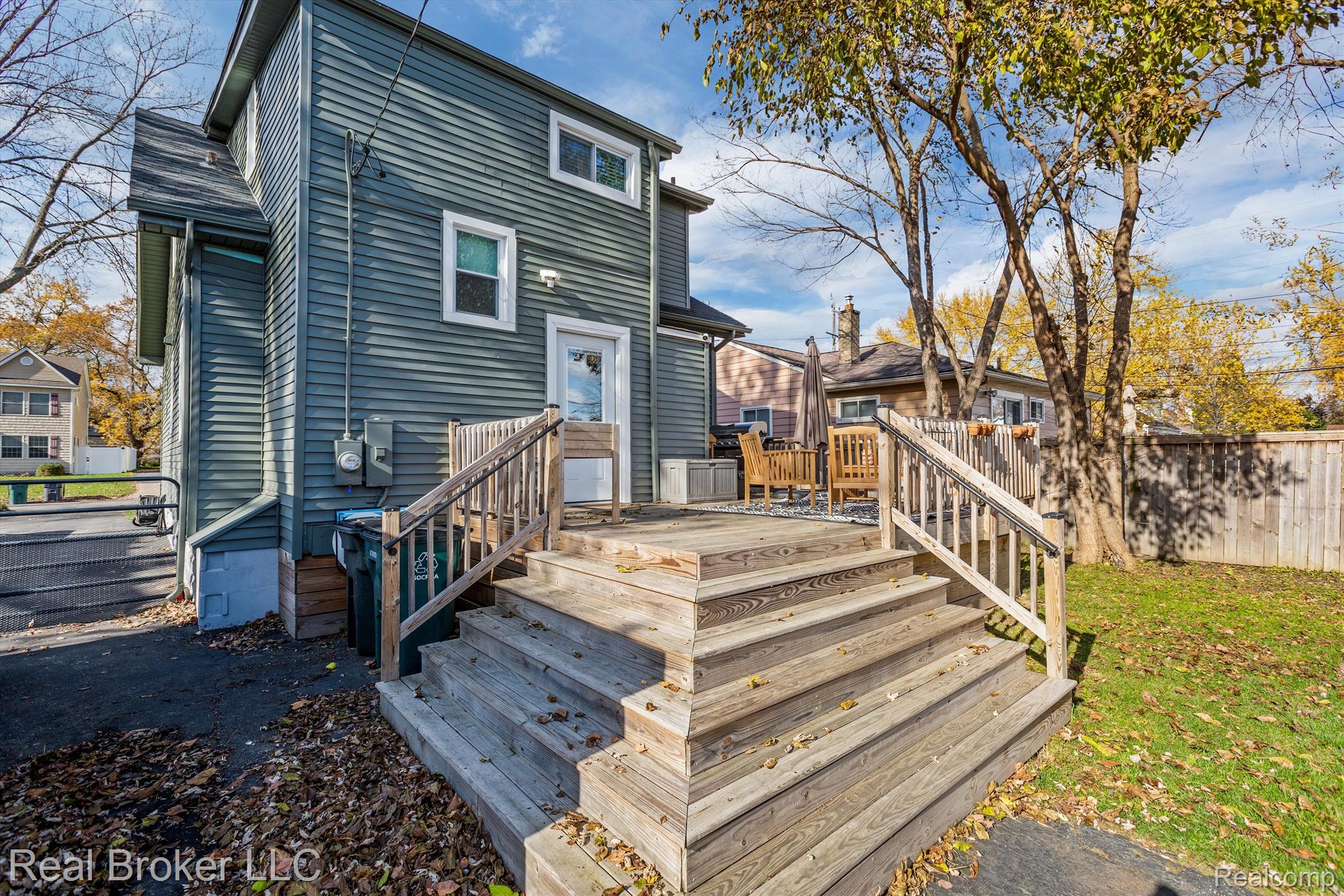 3174 OAKSHIRE Avenue