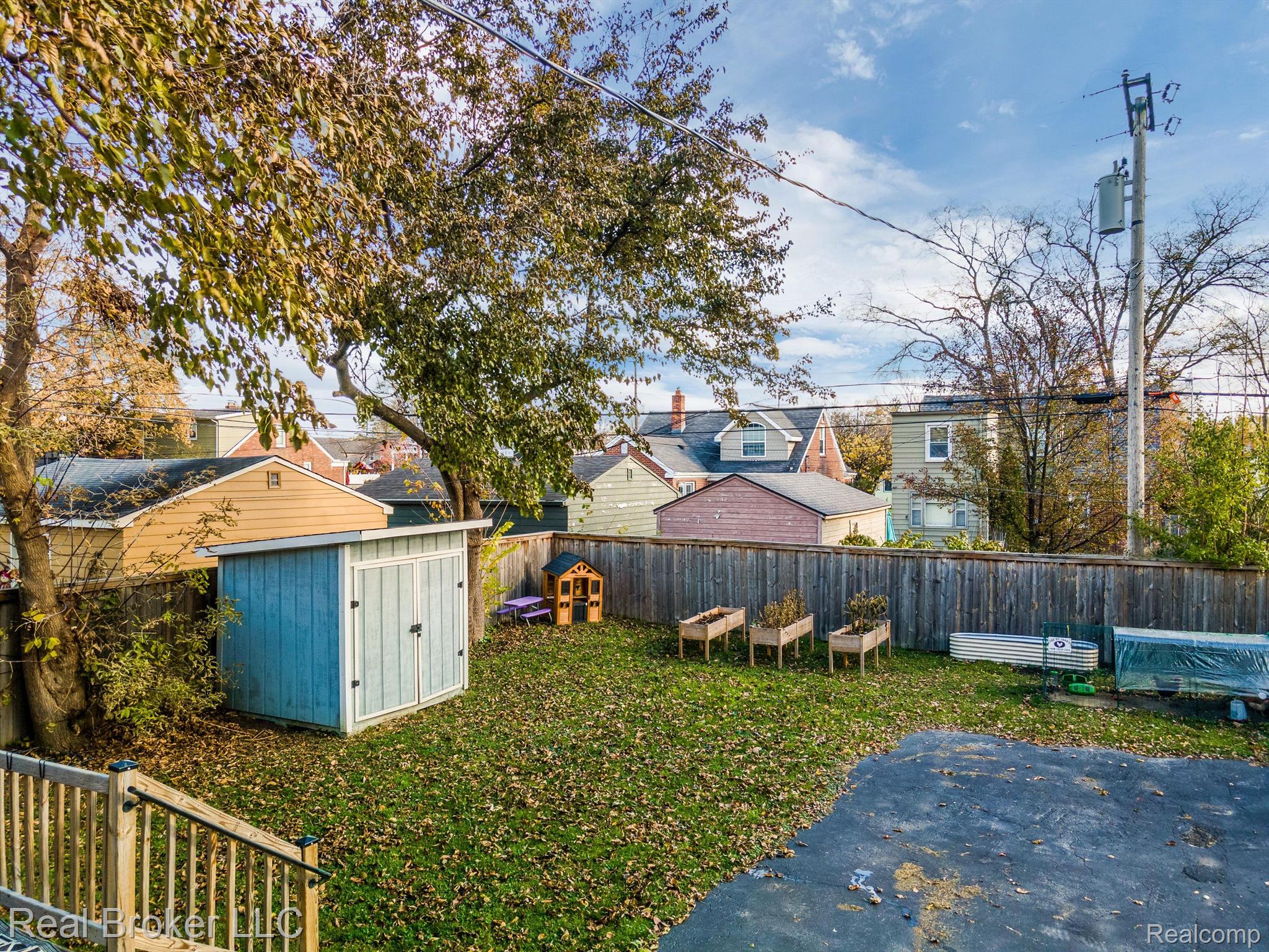 3174 OAKSHIRE Avenue