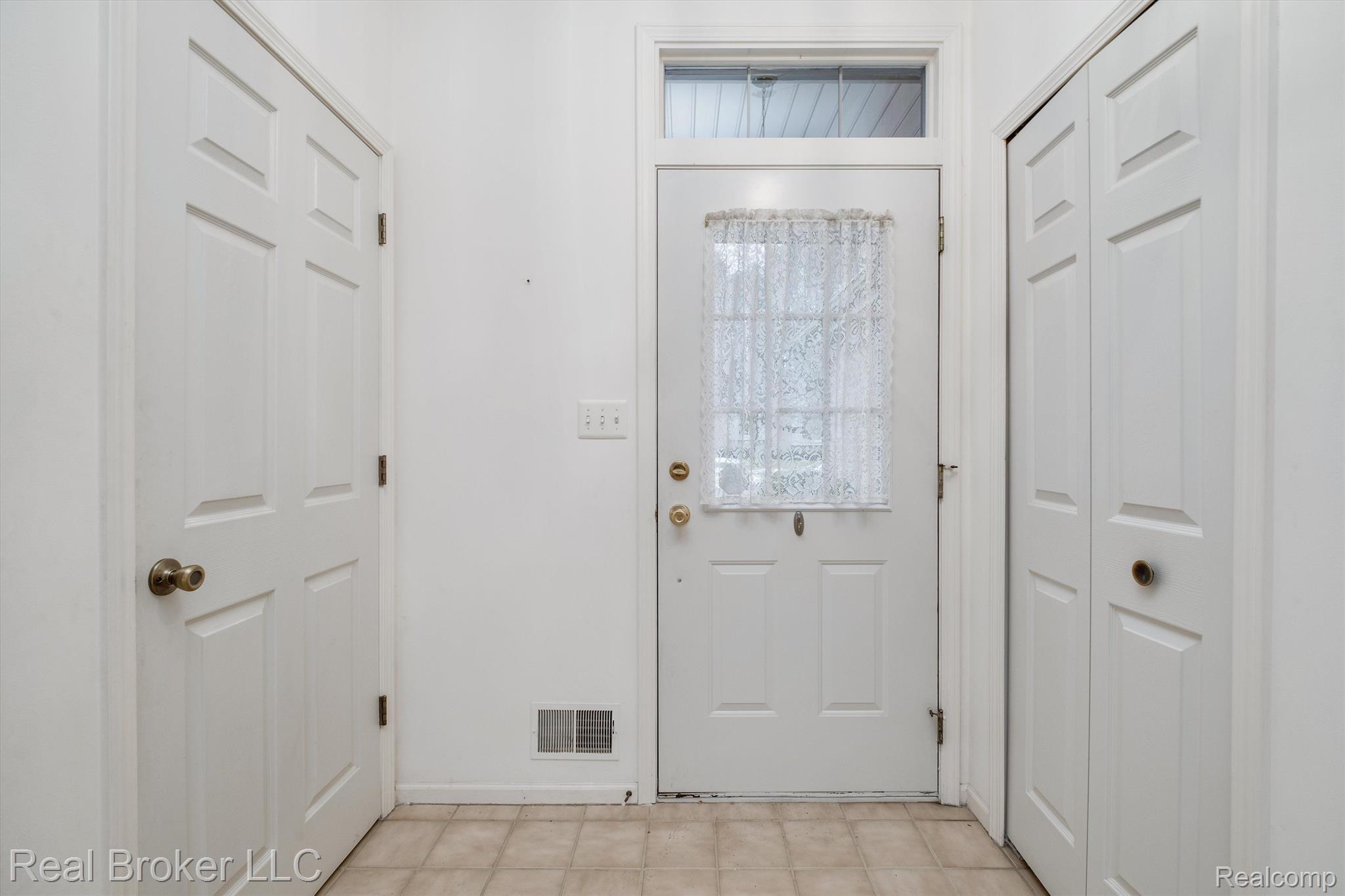 303 TEXKNOLL Drive