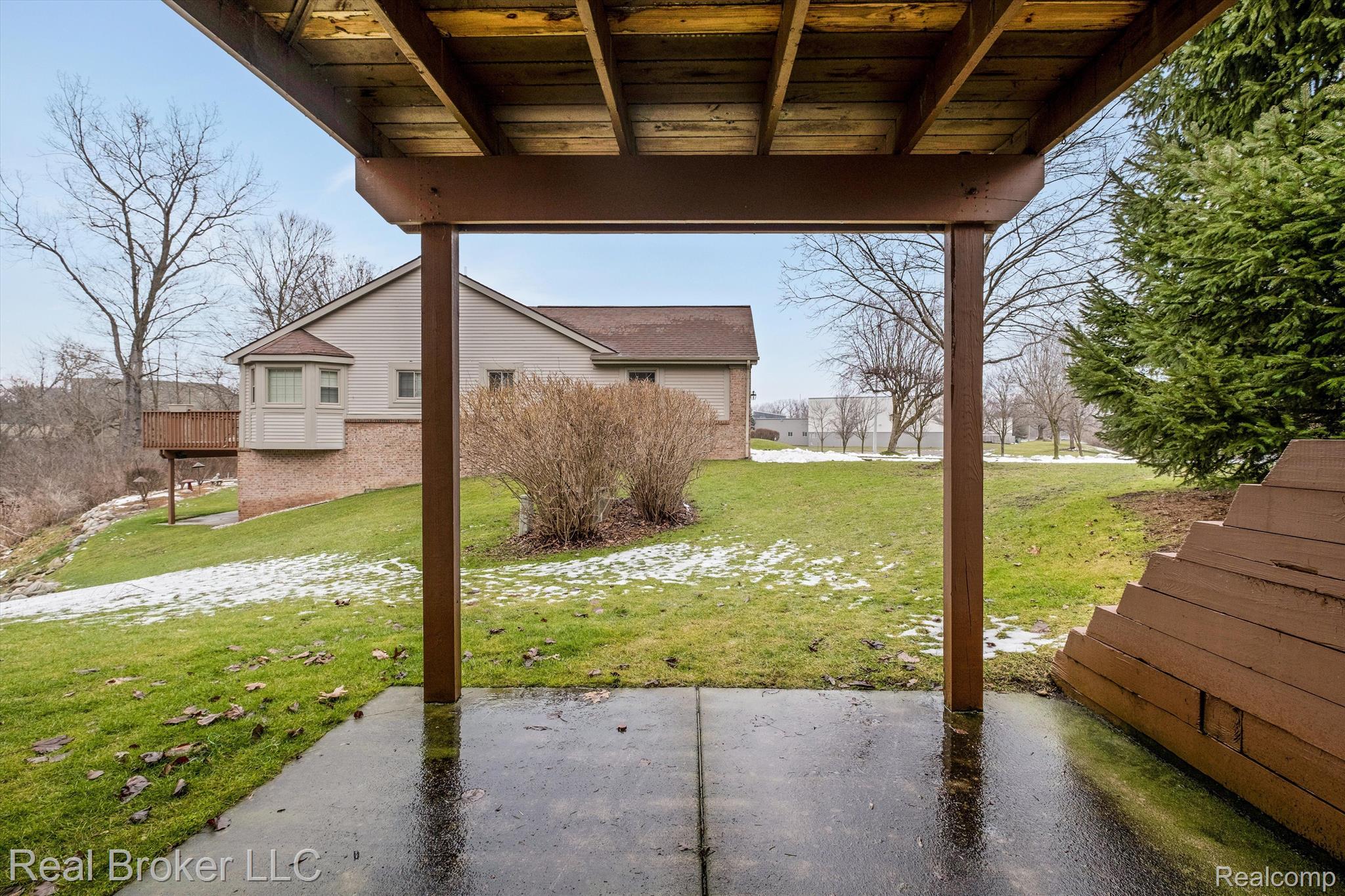 303 TEXKNOLL Drive