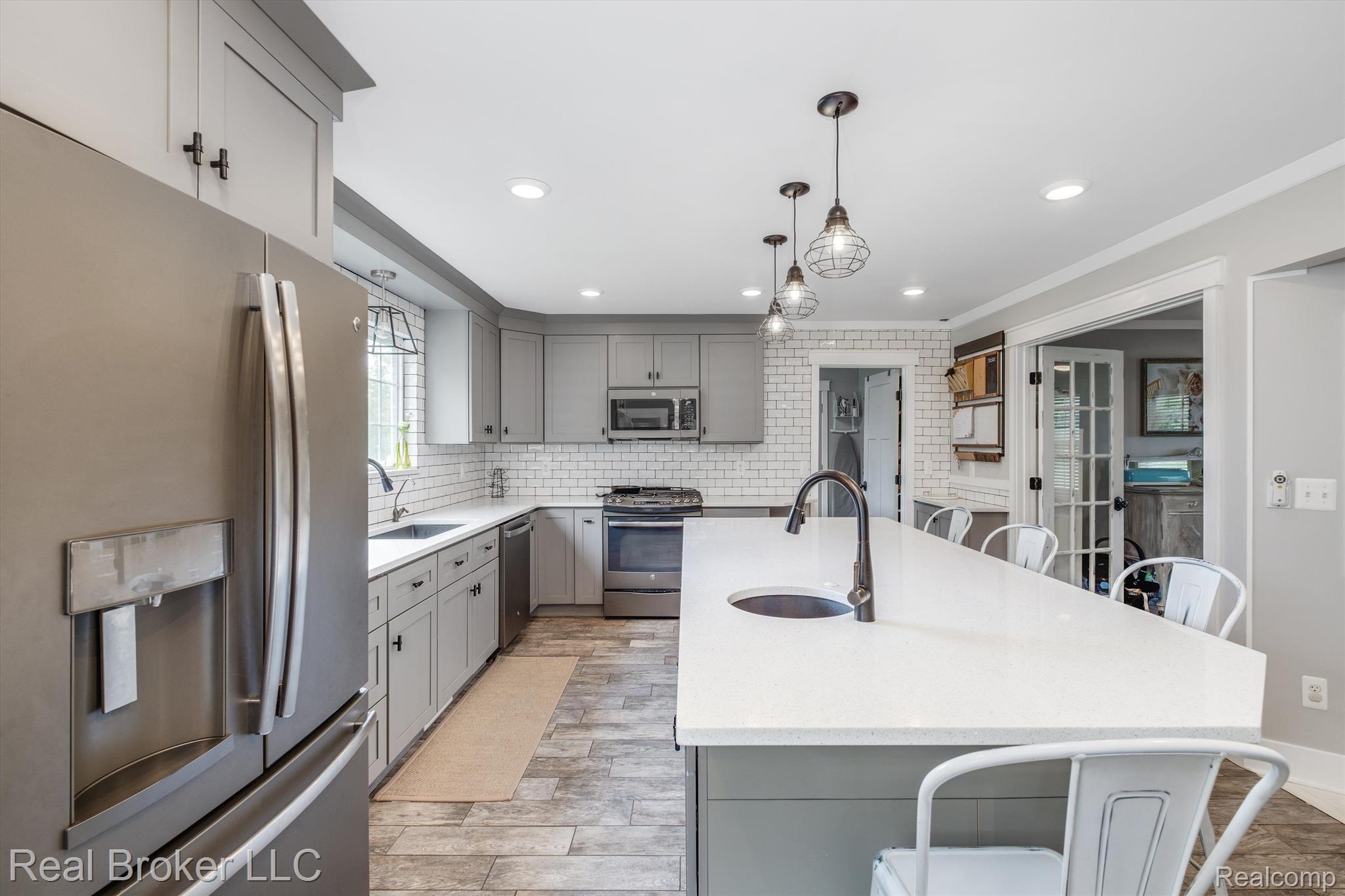 3067 OLD PLANK Road