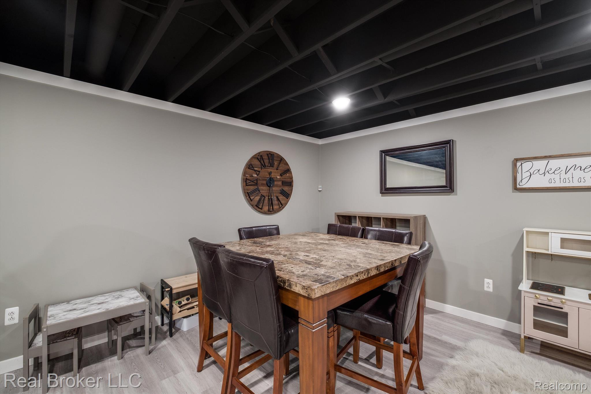 3067 OLD PLANK Road