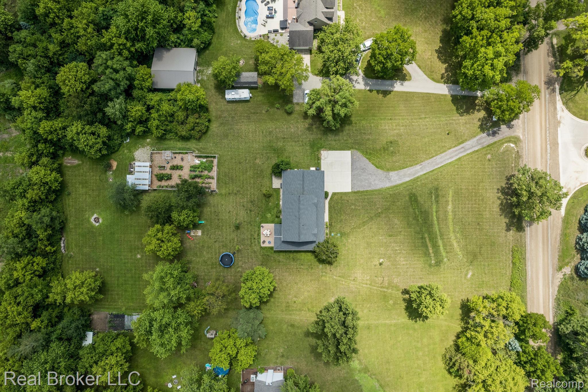 3067 OLD PLANK Road