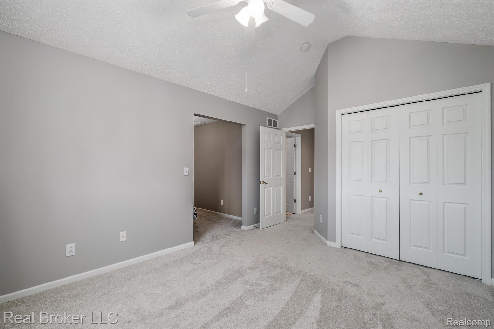 3122 Pinto Circle