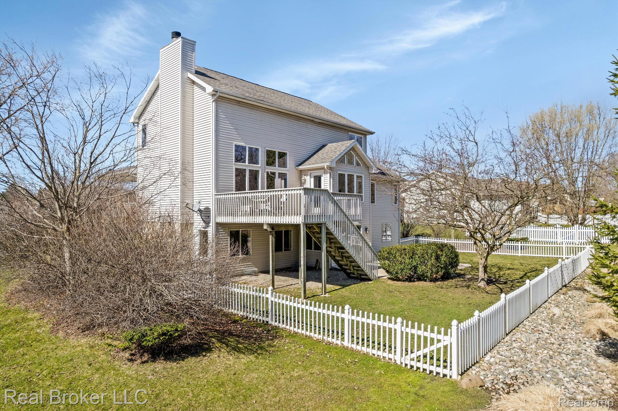3122 Pinto Circle