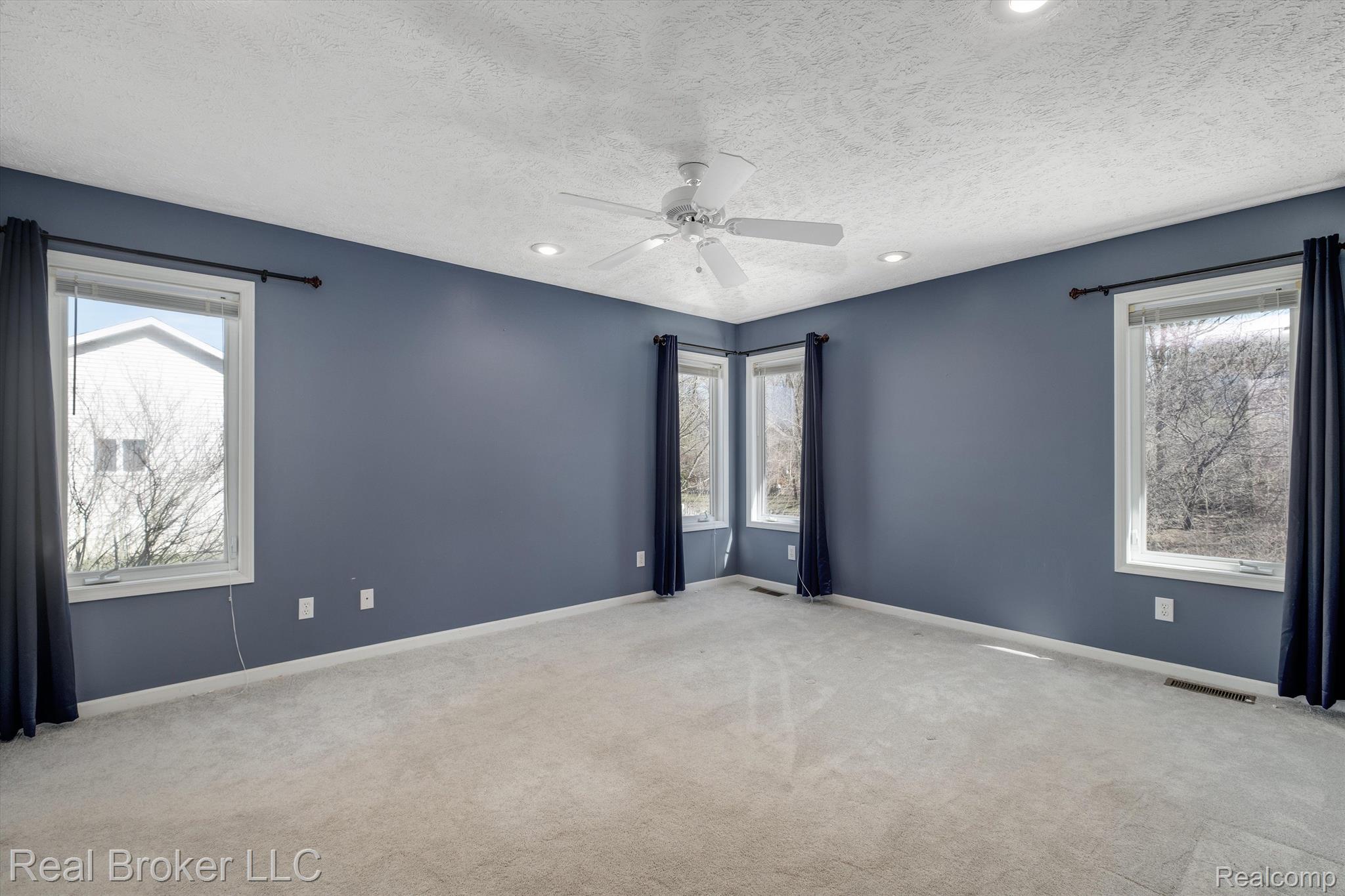 3122 Pinto Circle