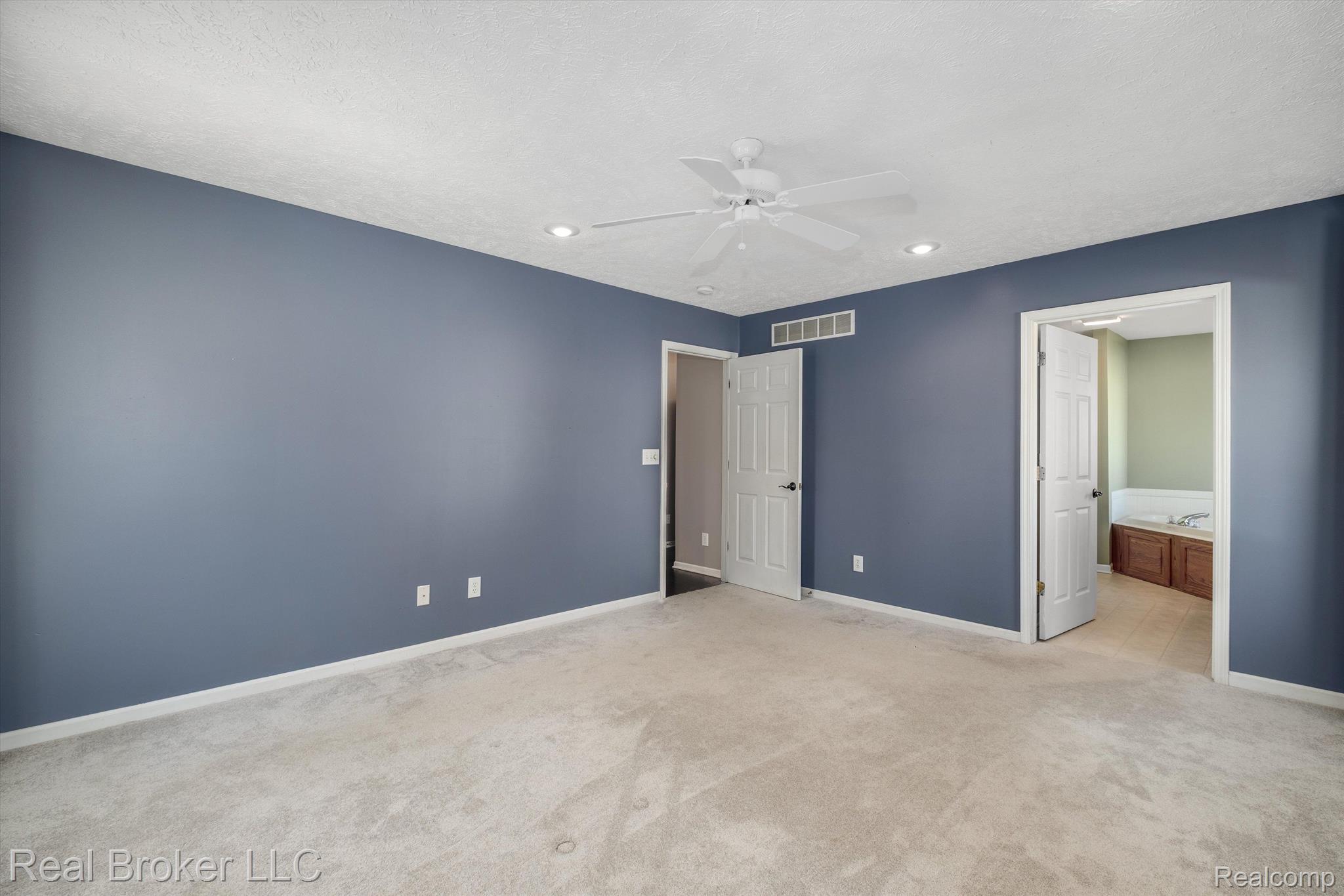 3122 Pinto Circle