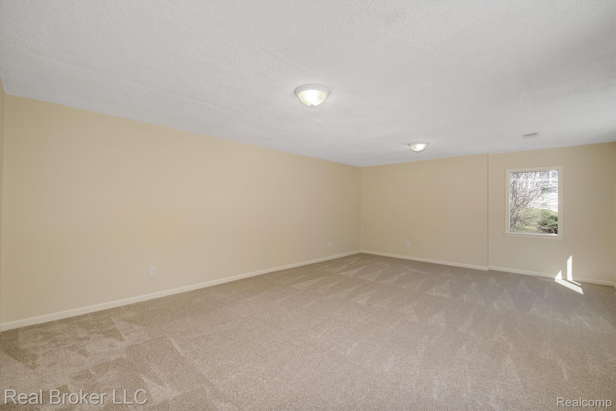 3122 Pinto Circle