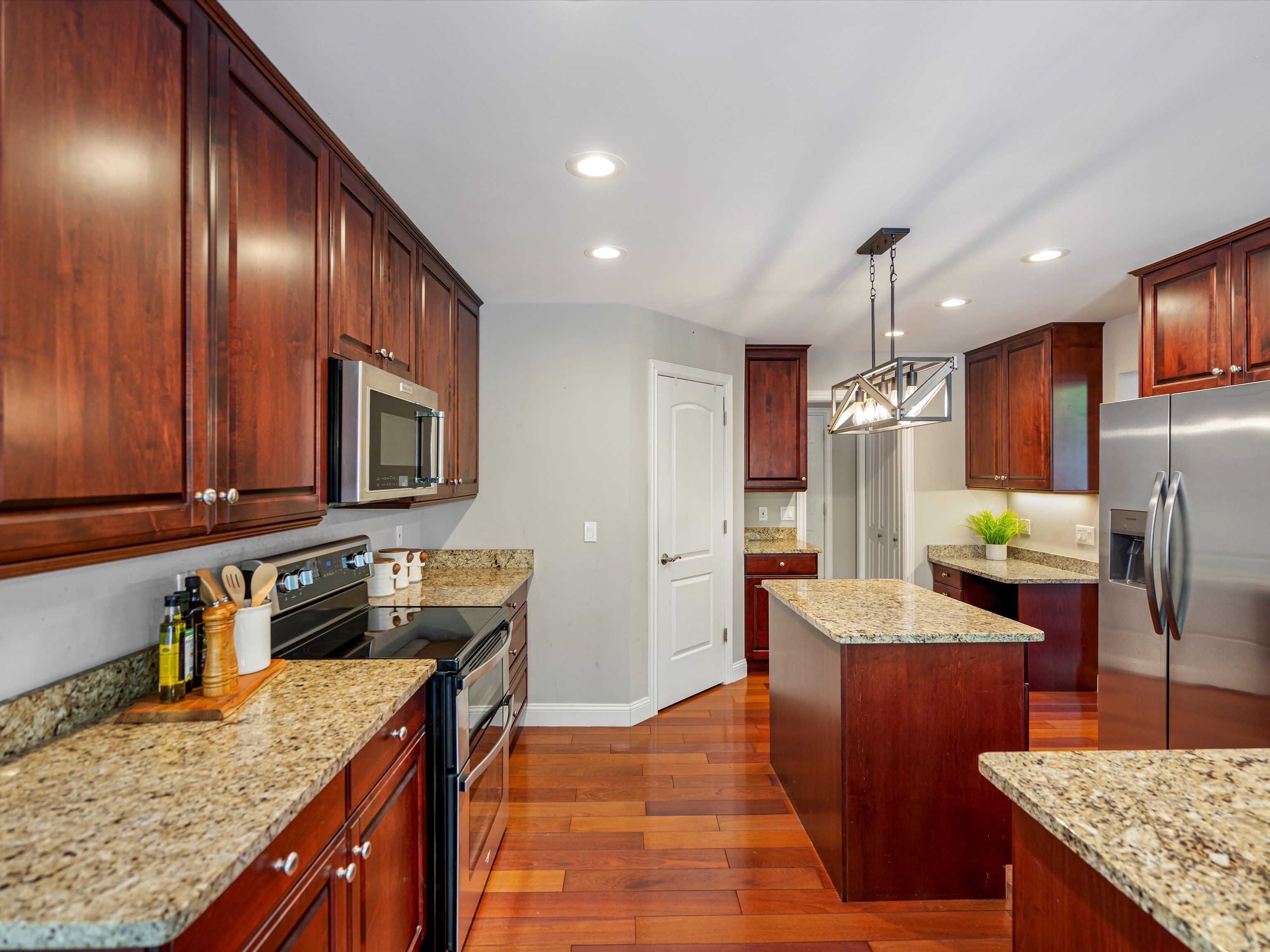 11345 MATTHEW Lane