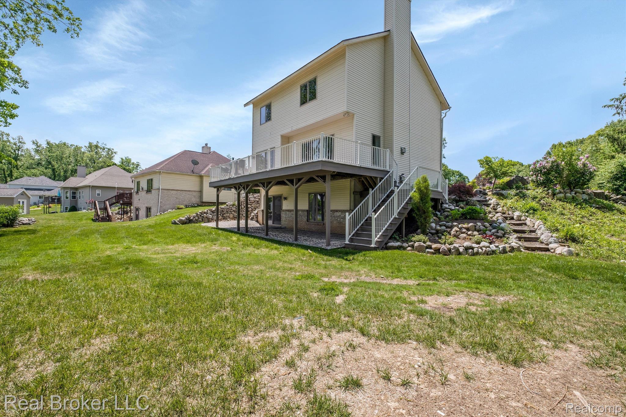 1220 LAKE LANE Drive