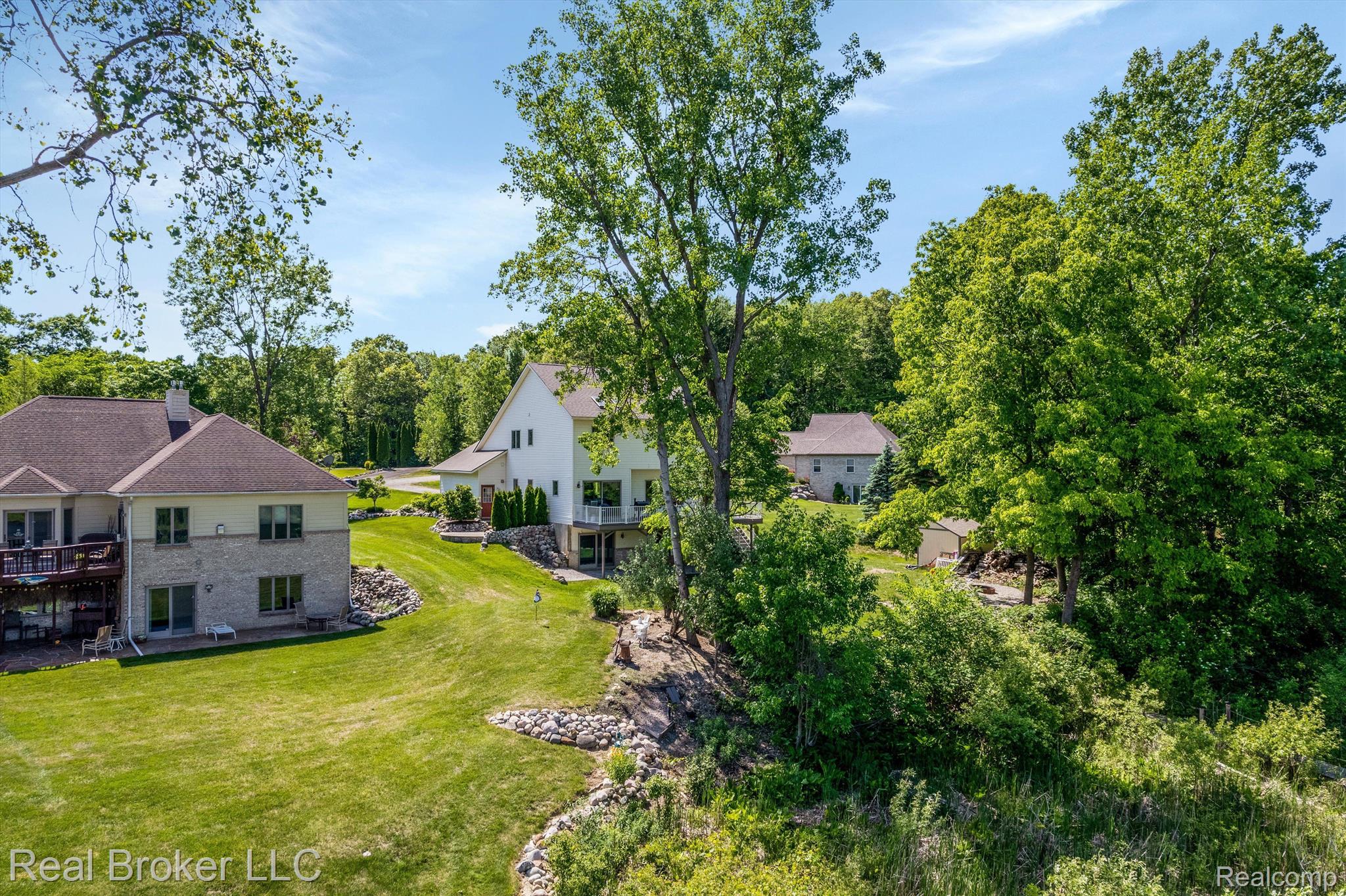 1220 LAKE LANE Drive