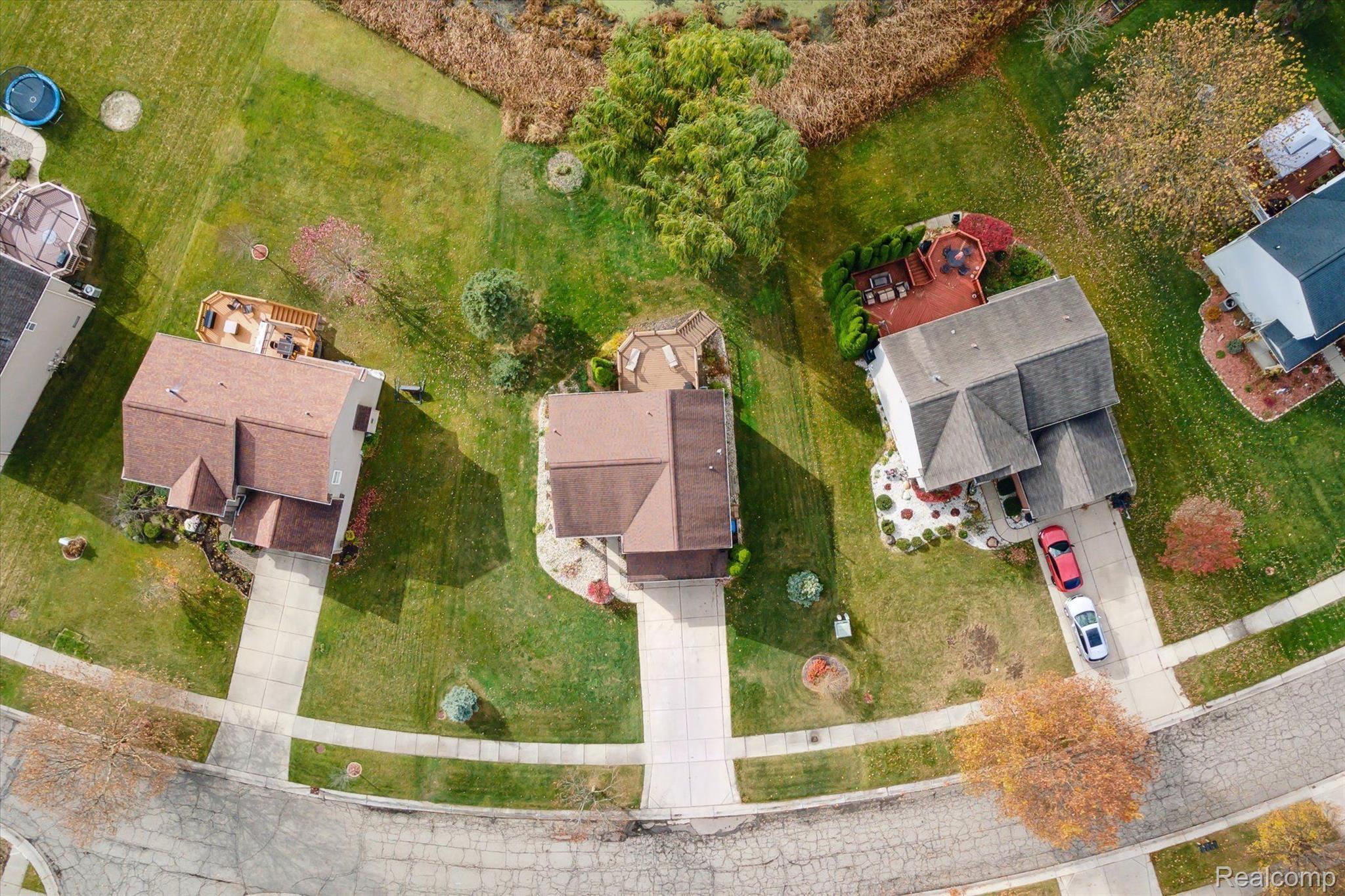 782 DEER PATH Trail