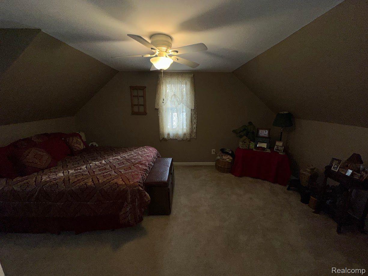 6090 HARDY Lane
